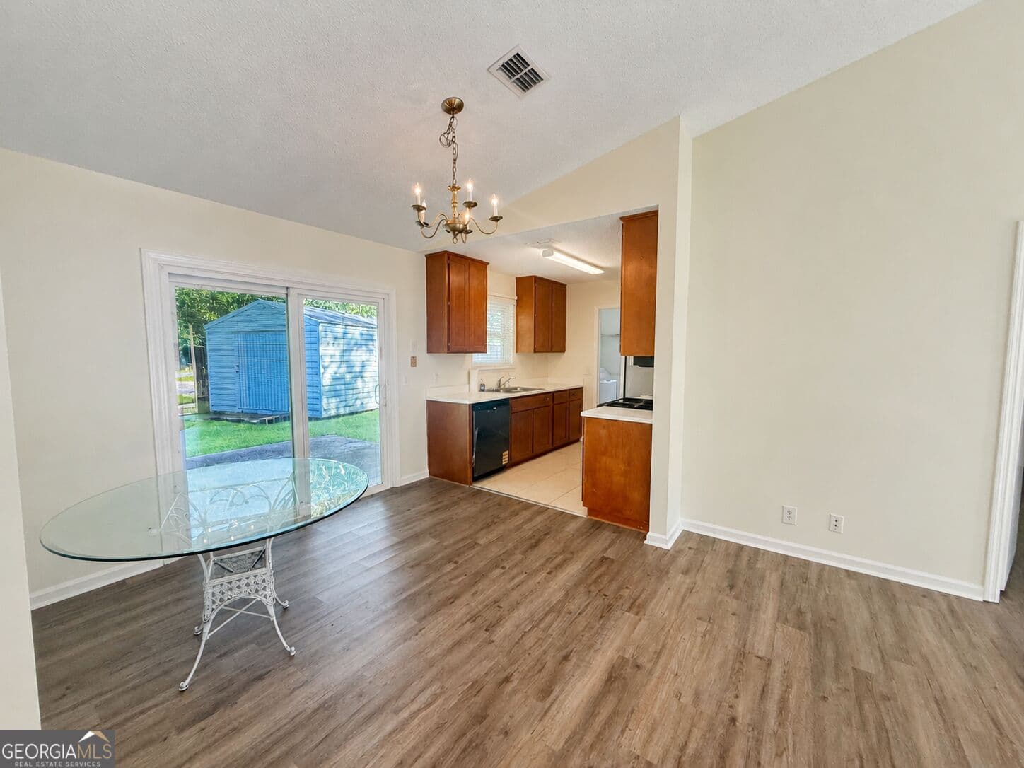 3 bedroom, 2 bathroom, 1,224 sq ft single family residence for sale at 404 Potomac Court, St. Marys, GA 31558 — photo 4