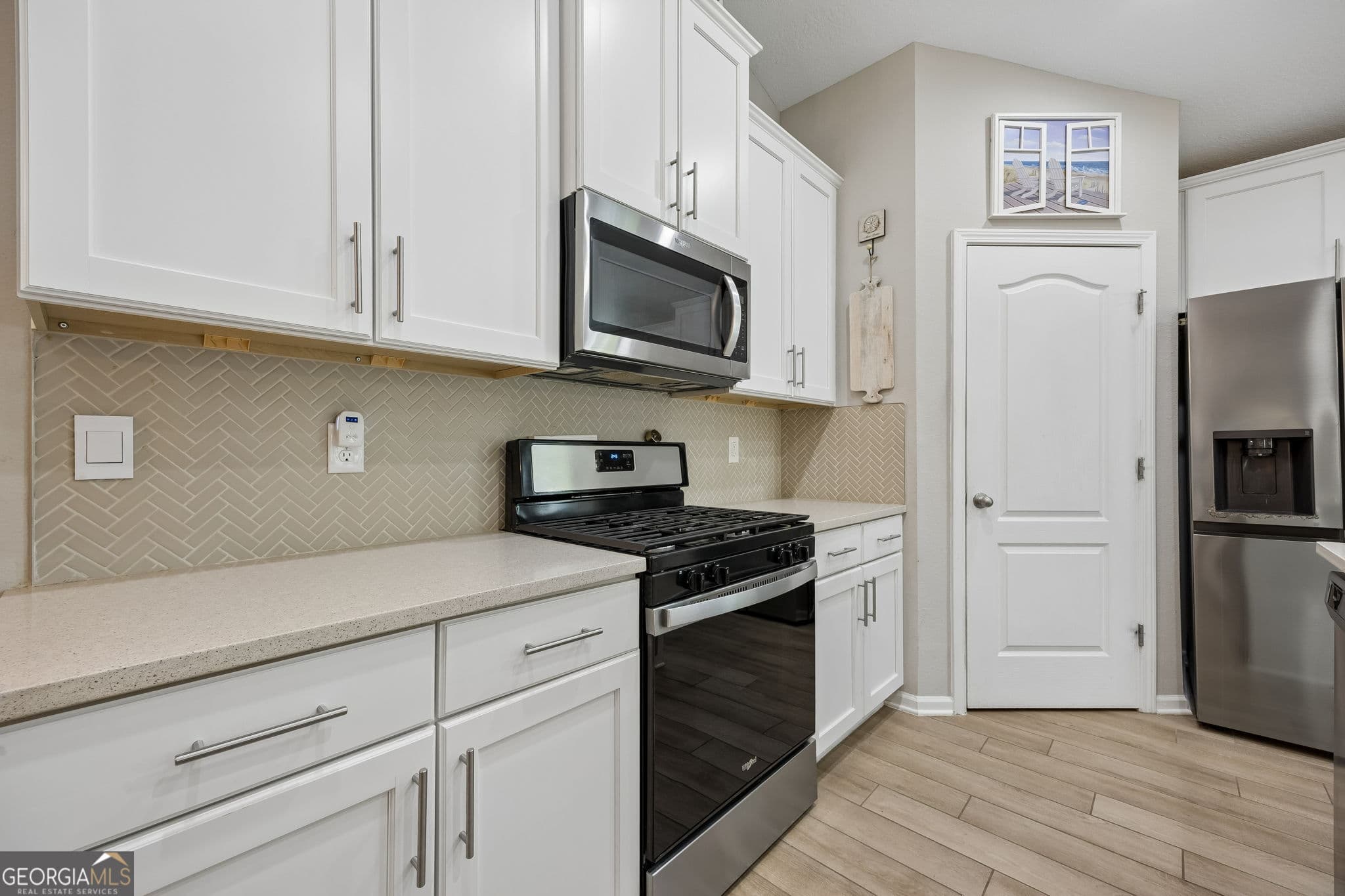 4 bedroom, 3 bathroom, 2,278 sq ft single family residence under contract at 203 Chinquapin Drive, St. Marys, GA 31558 — photo 8