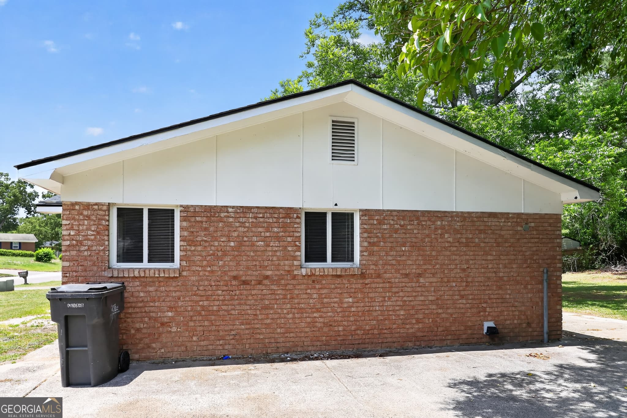 4 bedroom, 1.5 bathroom, 1,300 sq ft single family residence for sale at 3609 Massoit Drive, Augusta, GA 30906 — photo 4