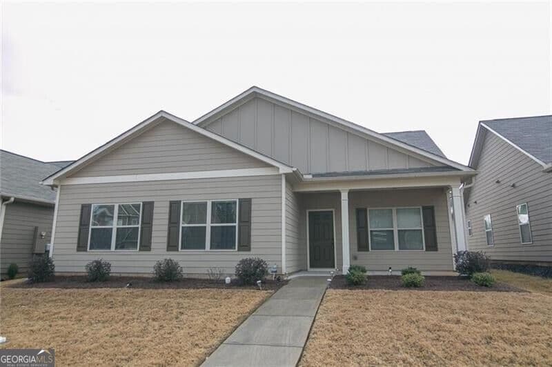 3 bedroom, 2 bathroom, 1,594 sq ft single family residence for rent at 730 Walnut Woods Drive, Braselton, GA 30517 for $1,929 a month — photo 1 of 38