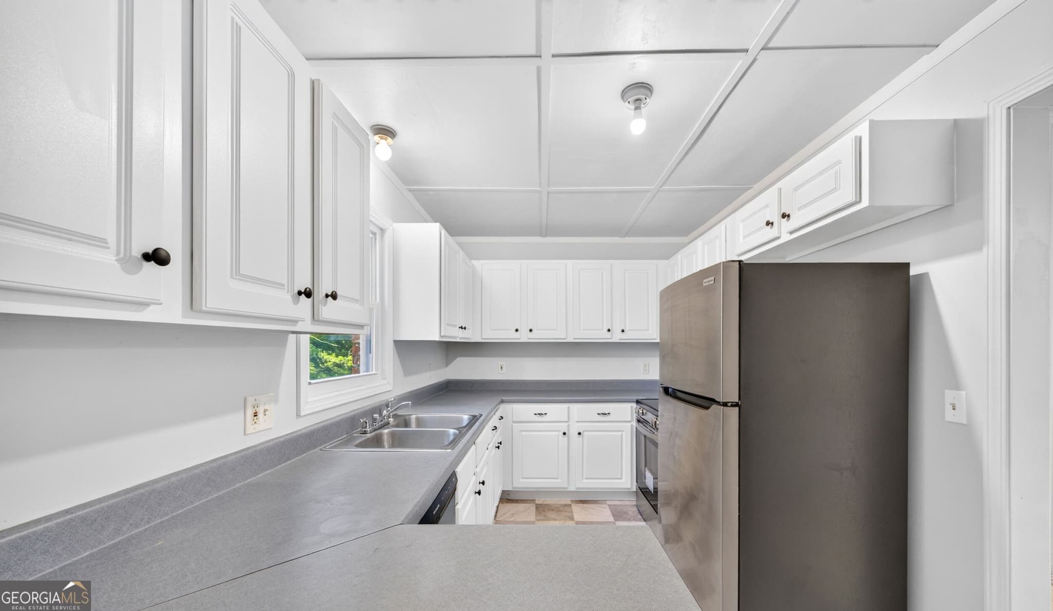 2 bedroom, 1 bathroom, 1,056 sq ft manufactured home,single family residence for sale at 342 Phillips Circle, Royston, GA 30662 — photo 9