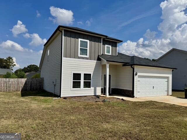4 bedroom, 3 bathroom, 1,956 sq ft single family residence for sale at 707 Georgian Walk, Byron, GA 31008 — photo 2