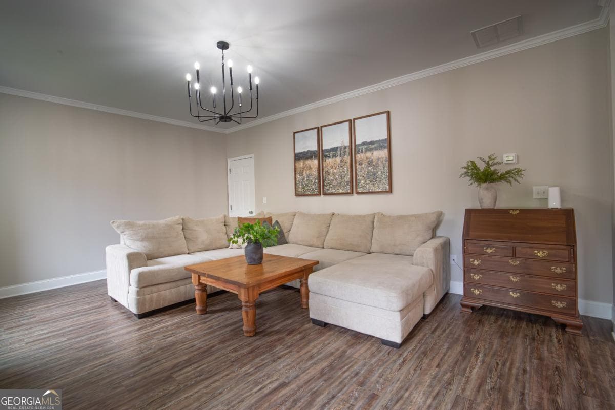 5 bedroom, 3.5 bathroom, 3,600 sq ft single family residence for sale at 36 NE Thunderhawk Lane, Rydal, GA 30171 — photo 10
