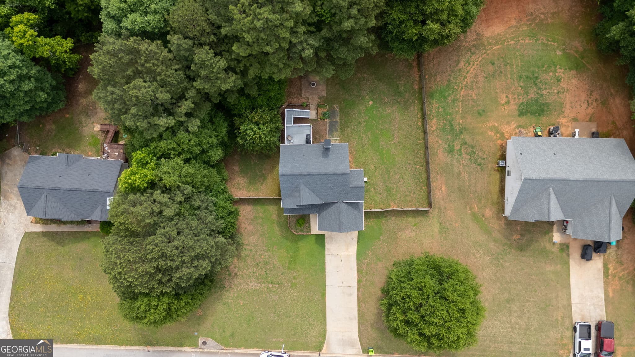 3 bedroom, 2.5 bathroom, 1,531 sq ft single family residence sold at 562 Brewer Drive, Locust Grove, GA 30248