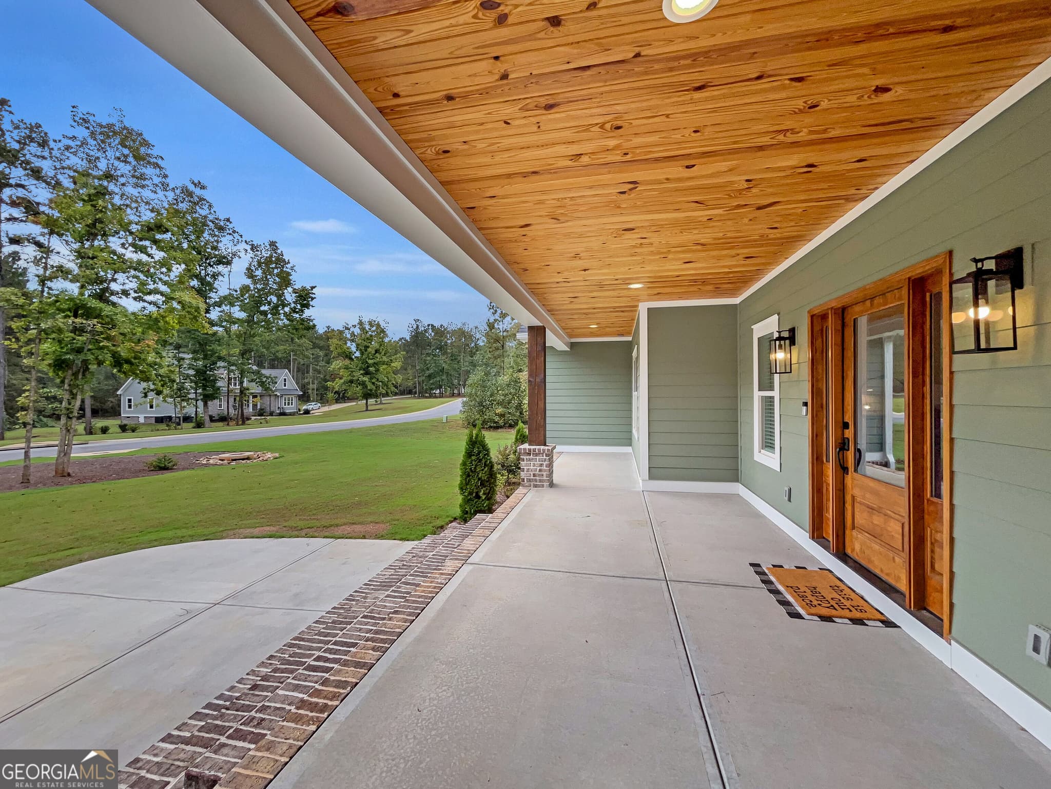 4 bedroom, 4.5 bathroom, 4,198 sq ft single family residence for sale at 71 Spratlin Court, Hull, GA 30646 — photo 6