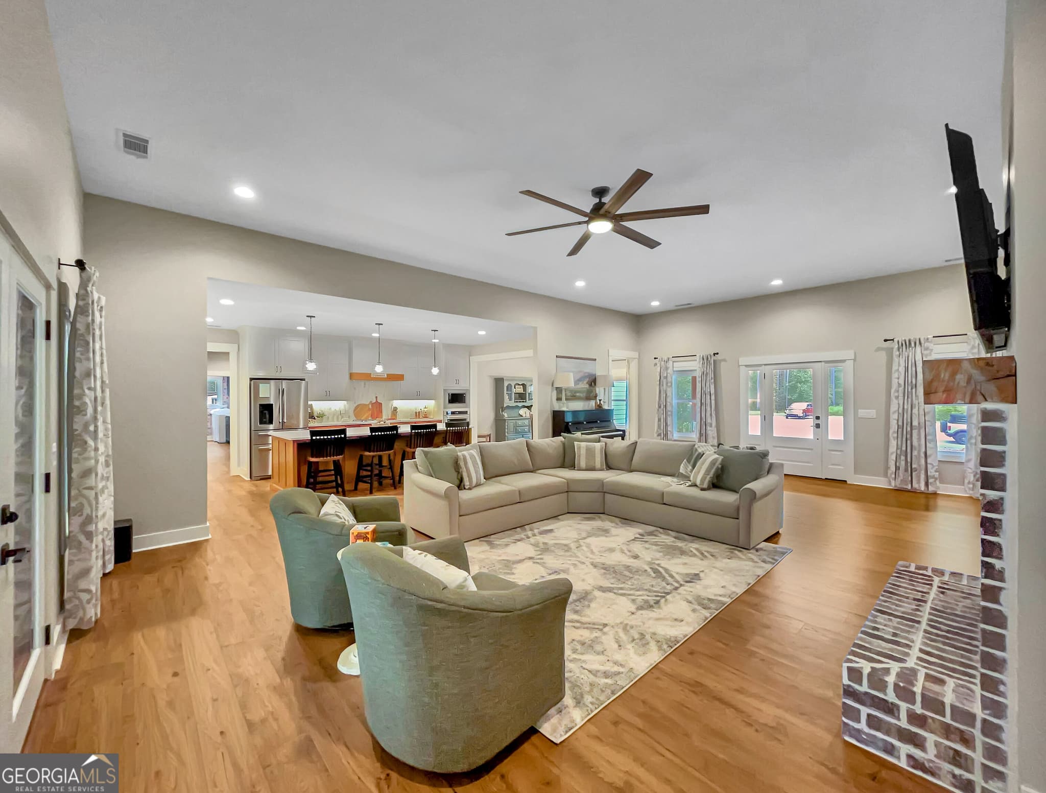 4 bedroom, 4.5 bathroom, 4,198 sq ft single family residence for sale at 71 Spratlin Court, Hull, GA 30646 — photo 9