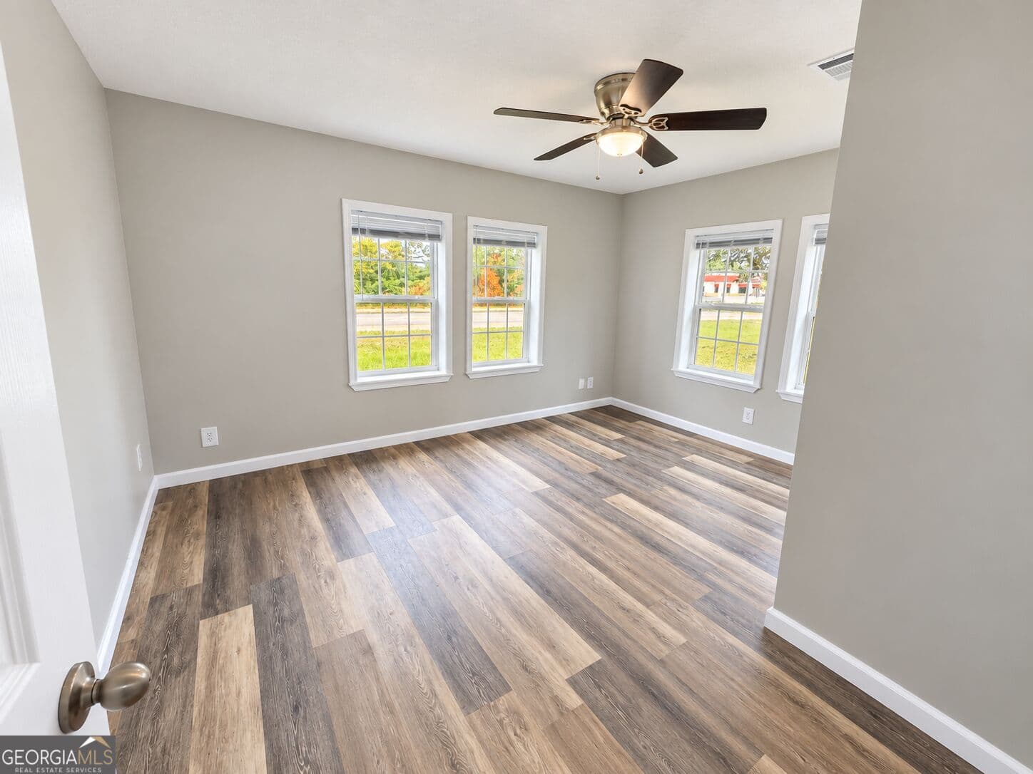 4 bedroom, 2 bathroom, 1,176 sq ft single family residence for sale at 177 W Brazell Street, Reidsville, GA 30453 — photo 9