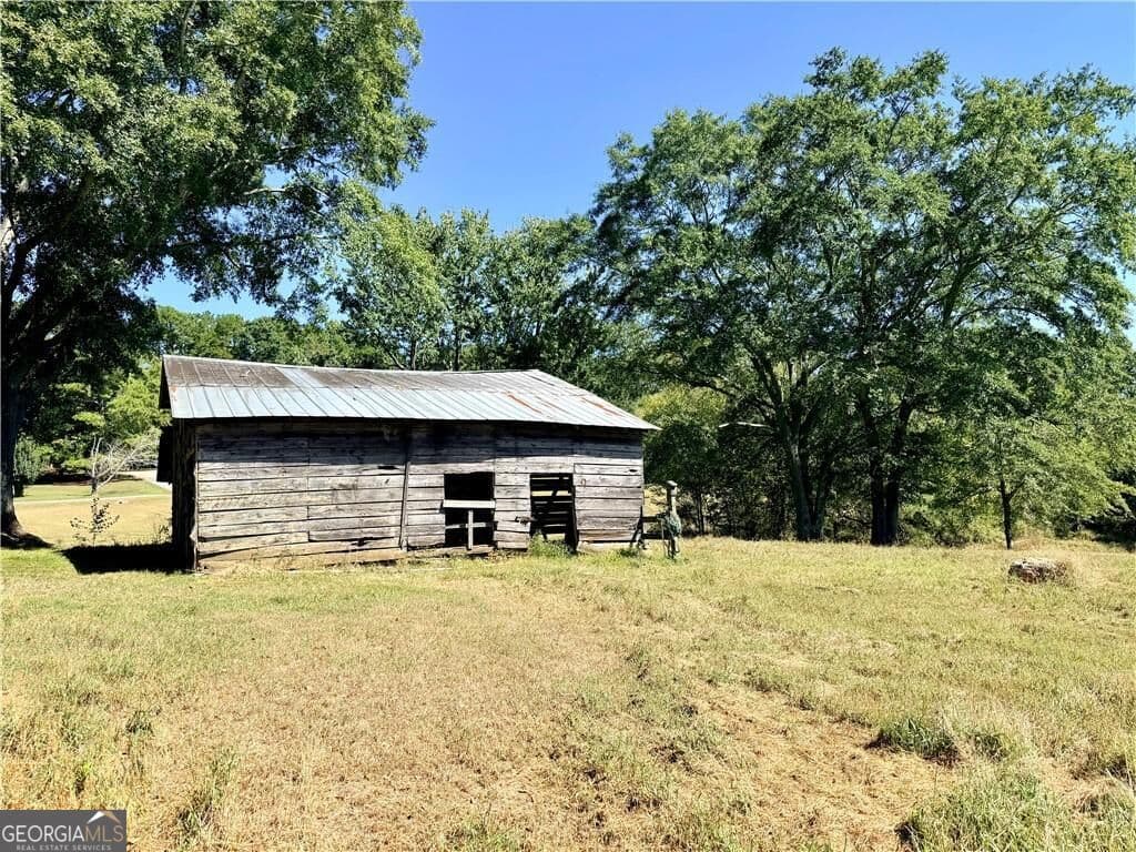 2 bedroom, 1.5 bathroom, 1,188 sq ft single family residence for sale at 335 Craigtown Road, Calhoun, GA 30701 — photo 10
