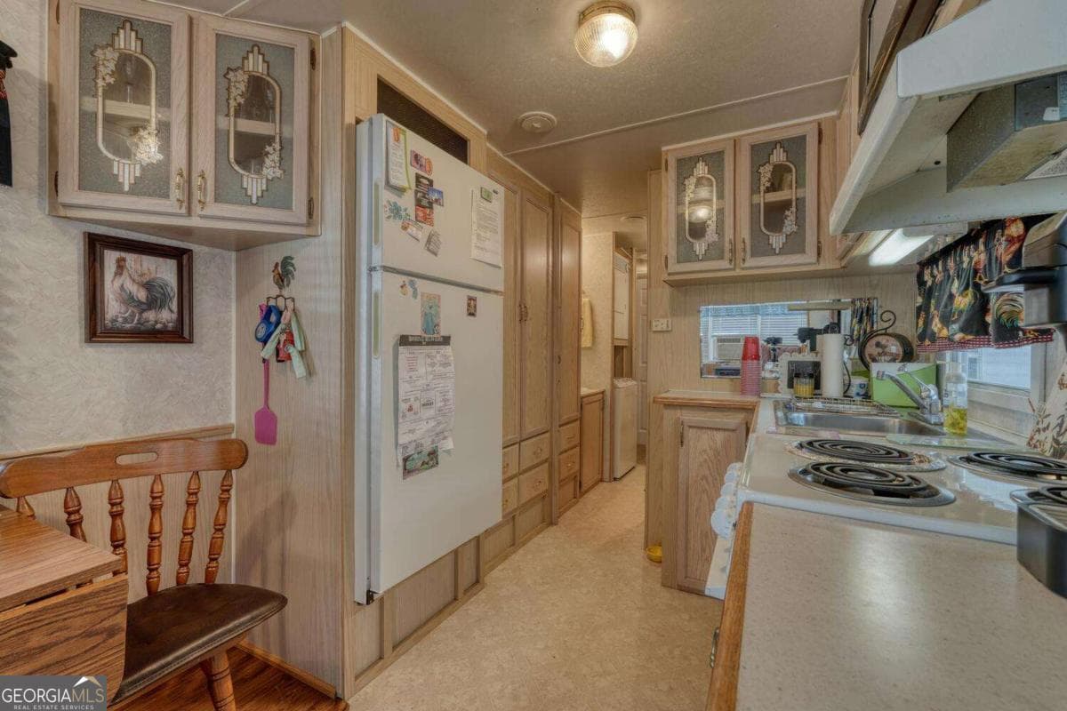 2 bedroom, 1.5 bathroom, 400 sq ft manufactured home,single family residence for sale at 4360 Riverbank Run, Hiawassee, GA 30546 — photo 8