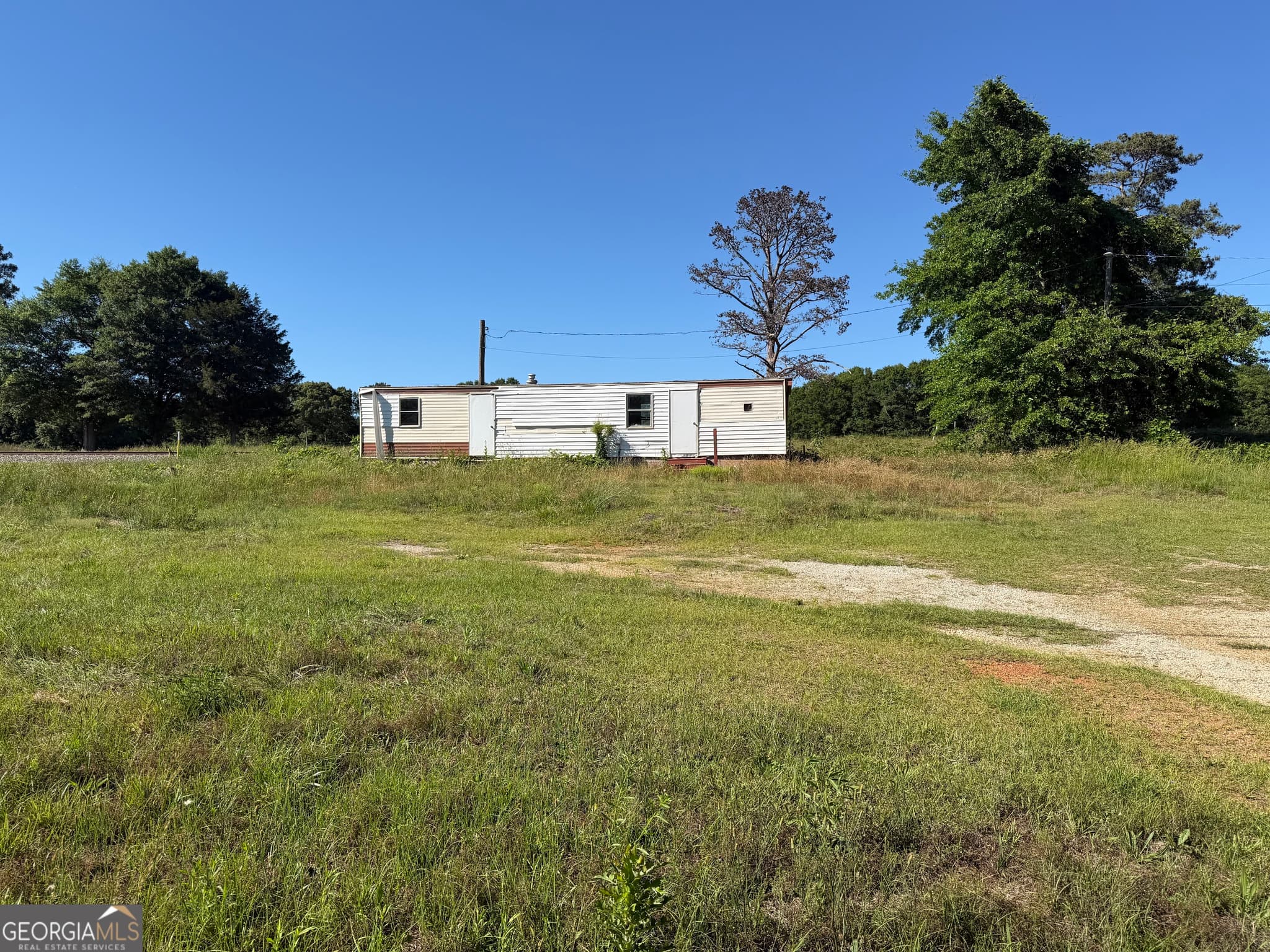2 bedroom, 1 bathroom, 456 sq ft manufactured home,single family residence sold at 265 Aldora Street, Barnesville, GA 30204