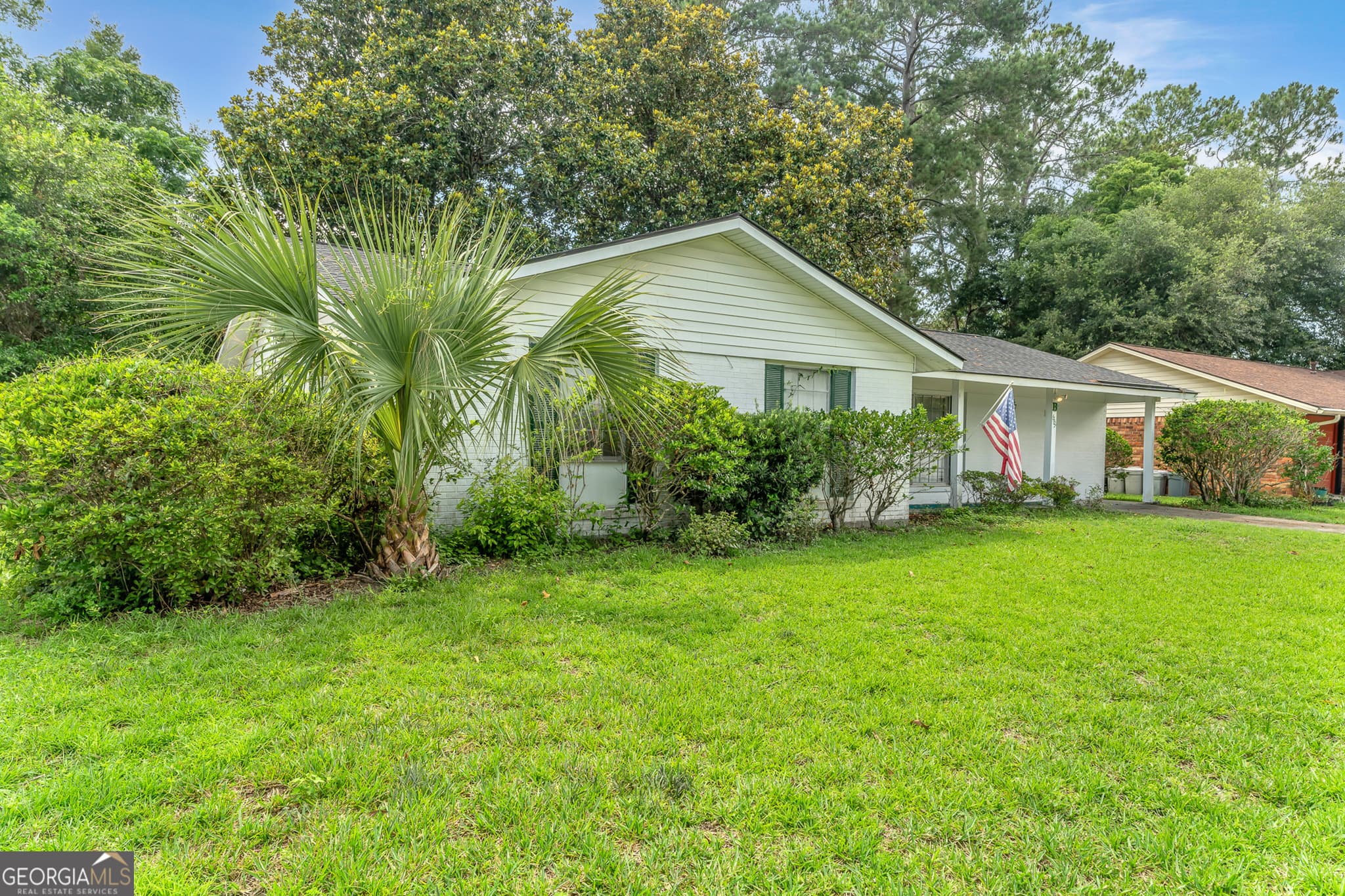 3 bedroom, 2 bathroom, 1,774 sq ft single family residence for sale at 13107 Hermitage Road, Savannah, GA 31419 — photo 3