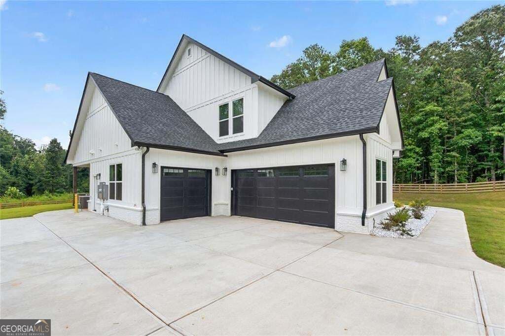 5 bedroom, 5 bathroom, 4,680 sq ft single family residence for sale at 127 Tanners Bridge Road, Bethlehem, GA 30620 — photo 3