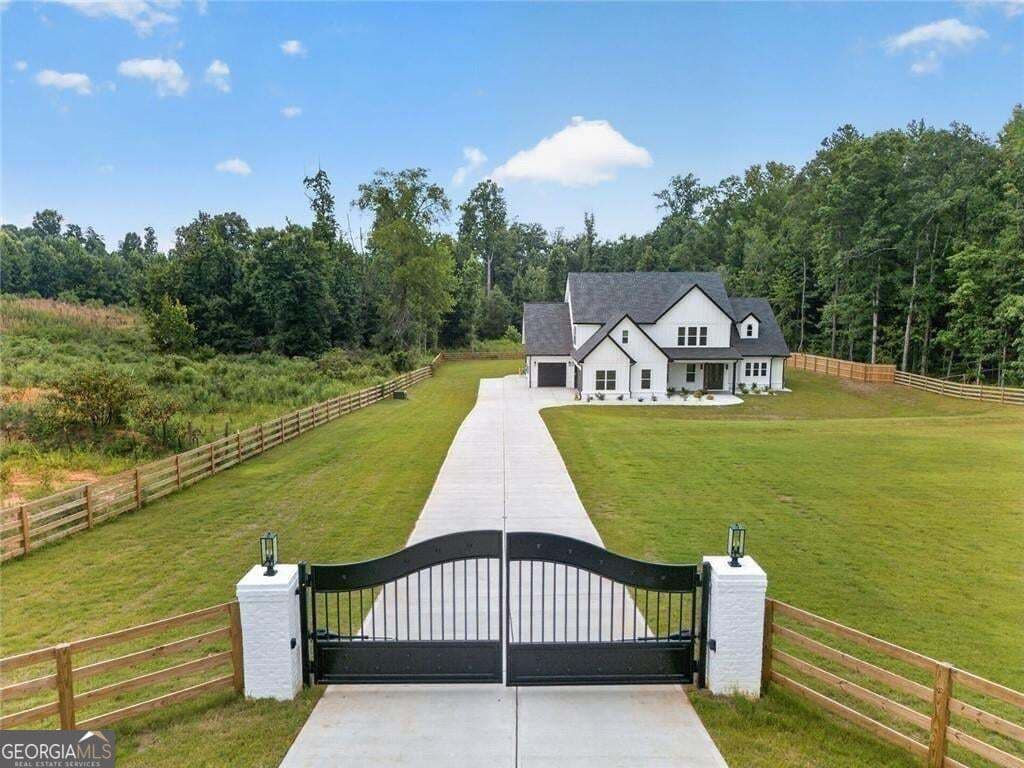 5 bedroom, 5 bathroom, 4,680 sq ft single family residence for sale at 127 Tanners Bridge Road, Bethlehem, GA 30620 — photo 4