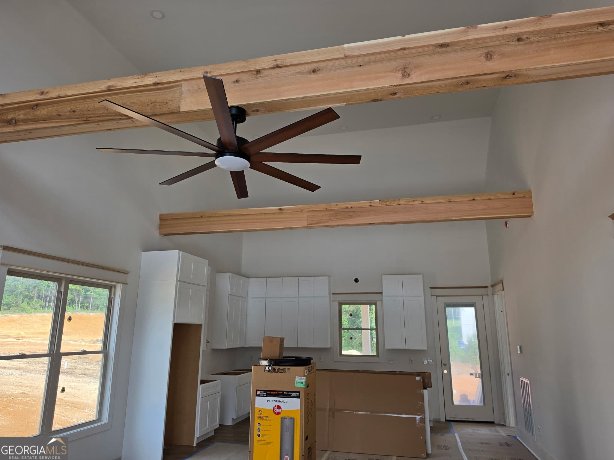 2 bedroom, 2 bathroom, 1,342 sq ft single family residence for sale at 302 Thomas Road, Fort Oglethorpe, GA 30742 — photo 3