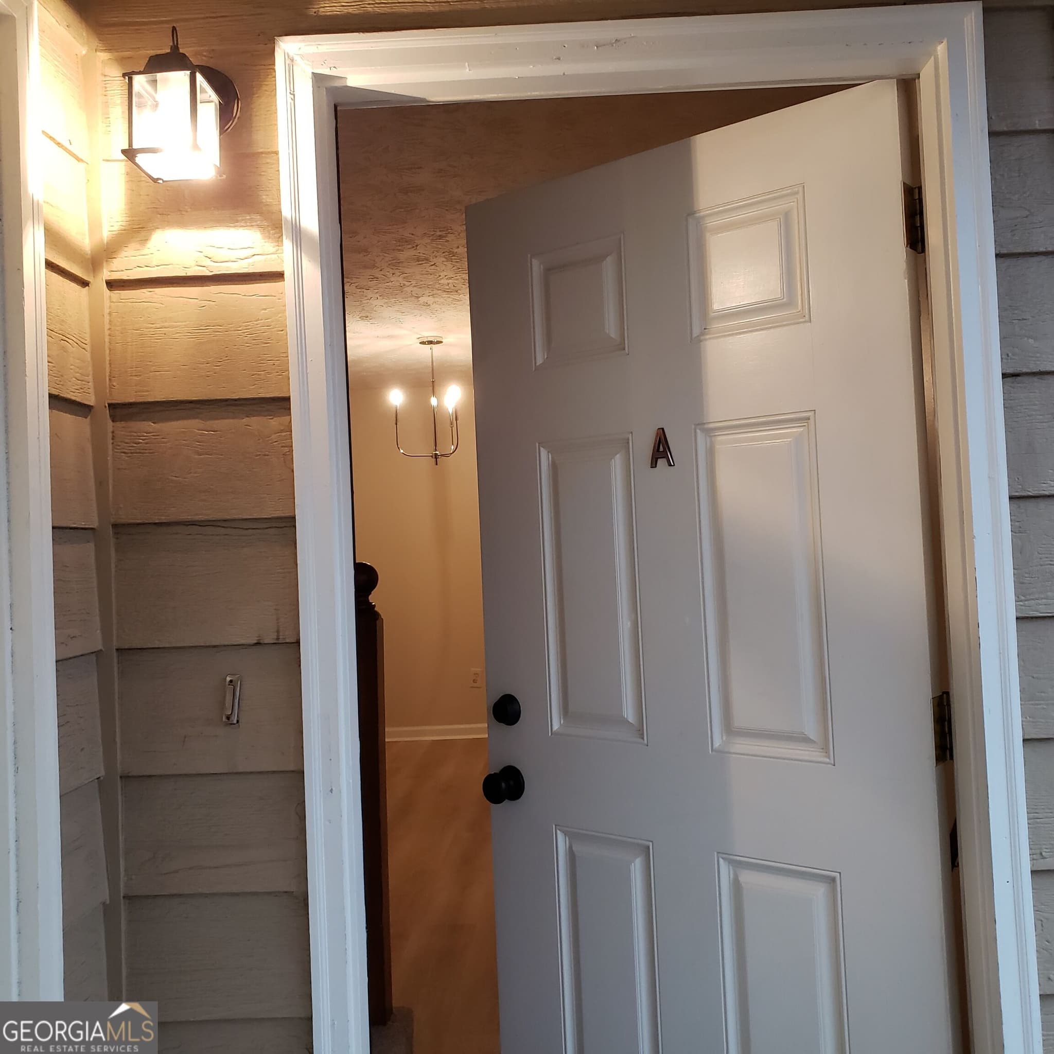 2 bedroom, 2.5 bathroom, 1,200 sq ft townhouse for rent at 5871 N Castlegate Drive A, Atlanta, GA 30349 for $1,500 a month — photo 2