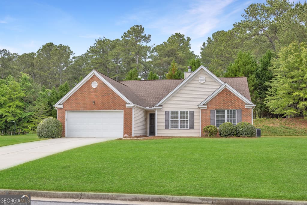3 bedroom, 2 bathroom, 1,875 sq ft single family residence sold at 1220 Skipping Rock Lane, Grayson, GA 30017