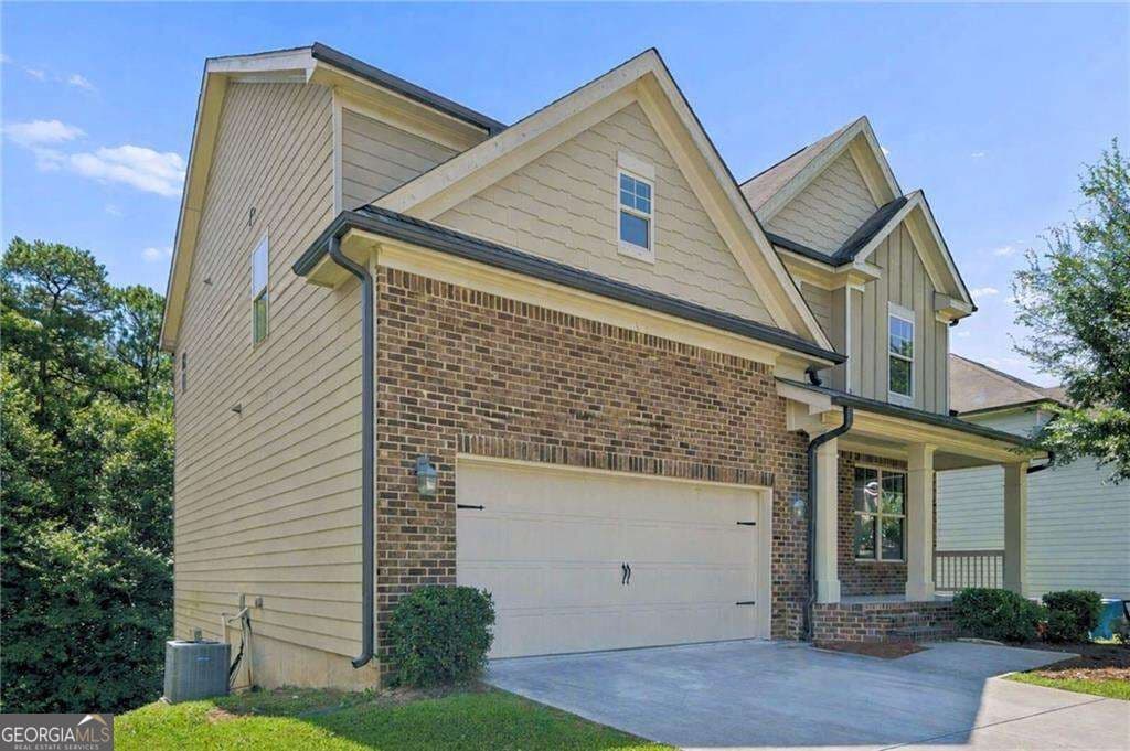 4 bedroom, 2.5 bathroom, 2,472 sq ft single family residence for rent at 797 Sand Lane, Lawrenceville, GA 30045 for $3,550 a month — photo 2