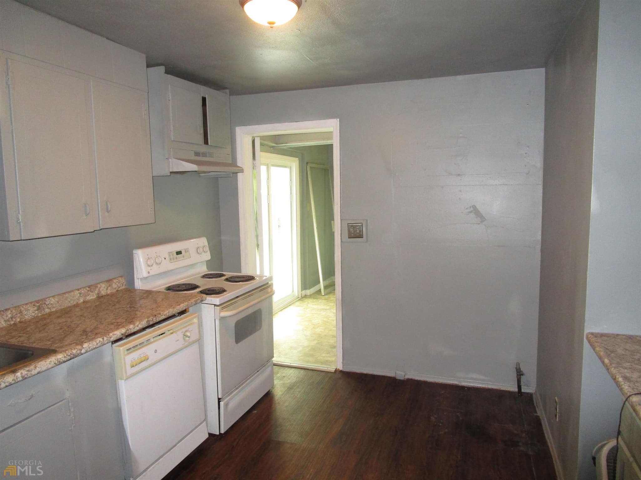 5 bedroom, 2 bathroom, 1,655 sq ft single family residence for rent at 803 Grosso Avenue, Macon, GA 31204 for $1,150 a month — photo 7