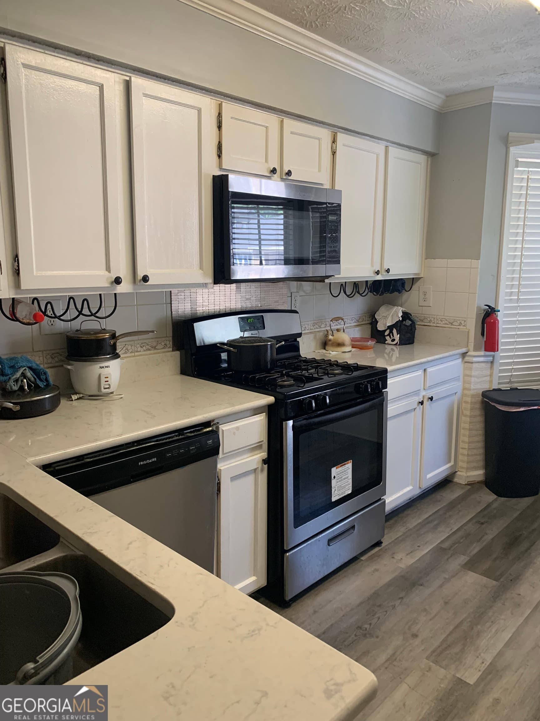 3 bedroom, 2 bathroom, 1,252 sq ft condominium for sale at 6479 Northridge Way, Morrow, GA 30260 — photo 6