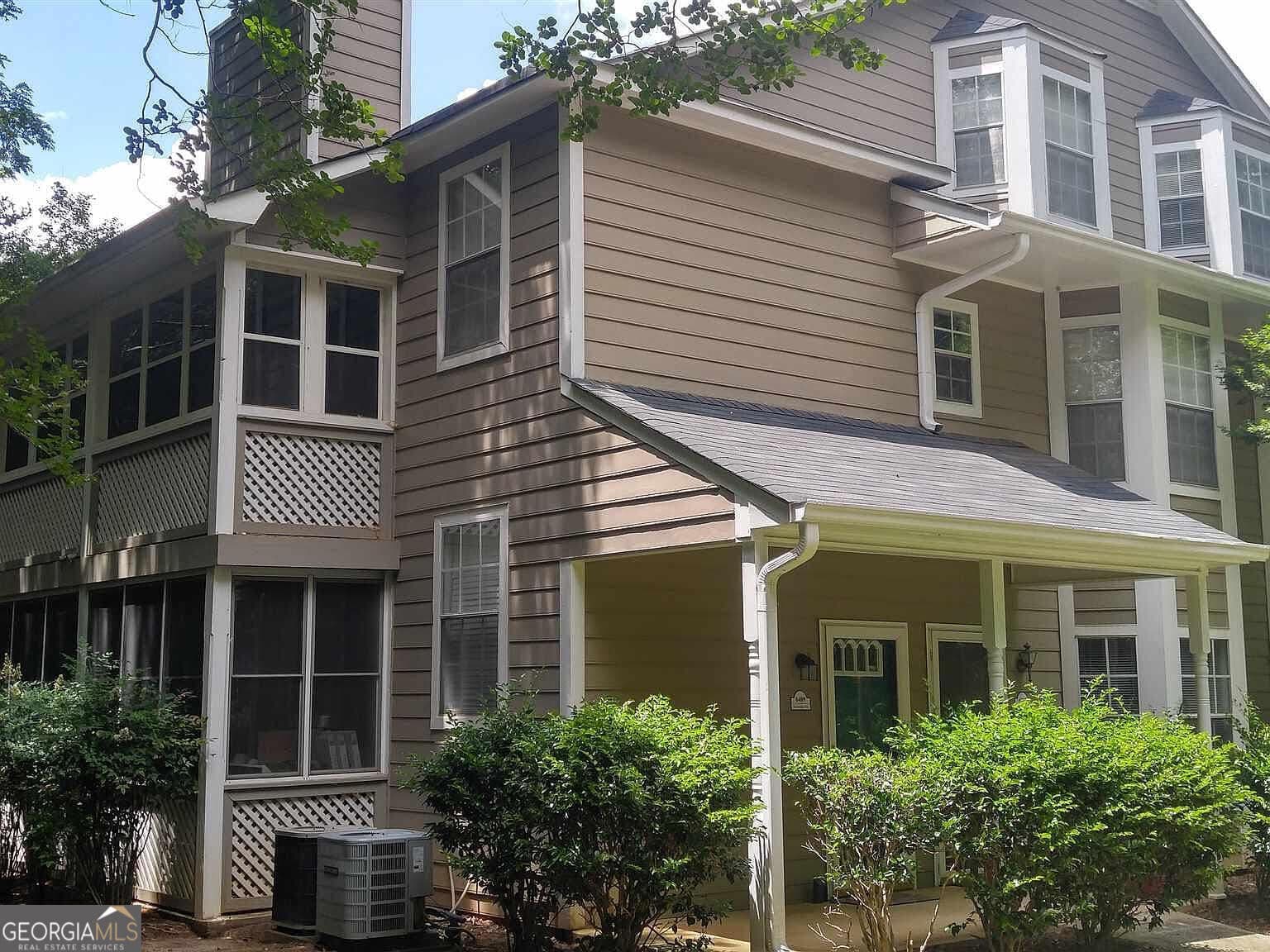 3 bedroom, 2 bathroom, 1,252 sq ft condominium for sale at 6479 Northridge Way, Morrow, GA 30260