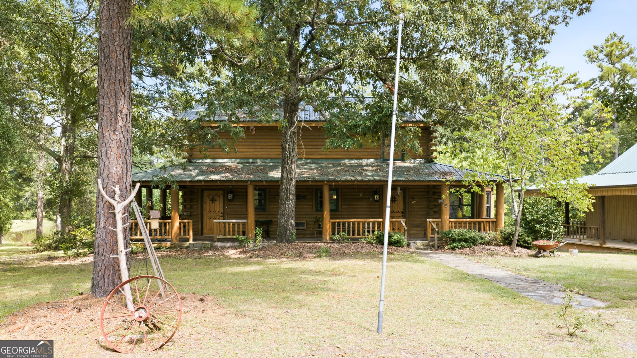 3 bedroom, 3 bathroom, 2,832 sq ft cabin,single family residence for sale at 123 Anchor Point, Cochran, GA 31014 — photo 9