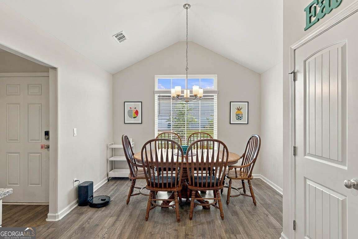 3 bedroom, 2 bathroom, 1,751 sq ft single family residence for sale at 255 Chestnut Drive, Brunswick, GA 31523 — photo 8