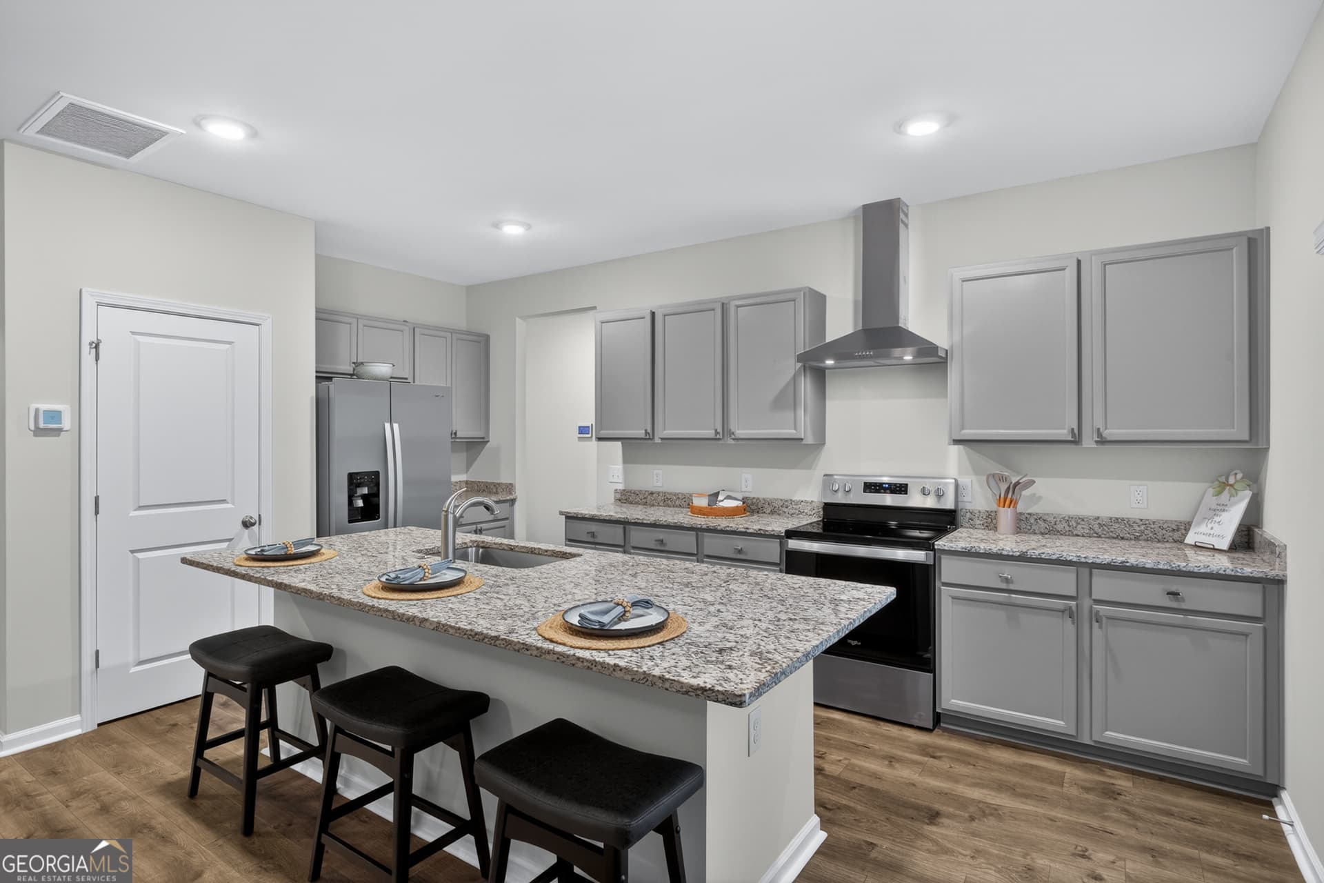 3 bedroom, 2.5 bathroom, 2,092 sq ft single family residence under contract at 312 Serengeti Boulevard, Pooler, GA 31322 — photo 9