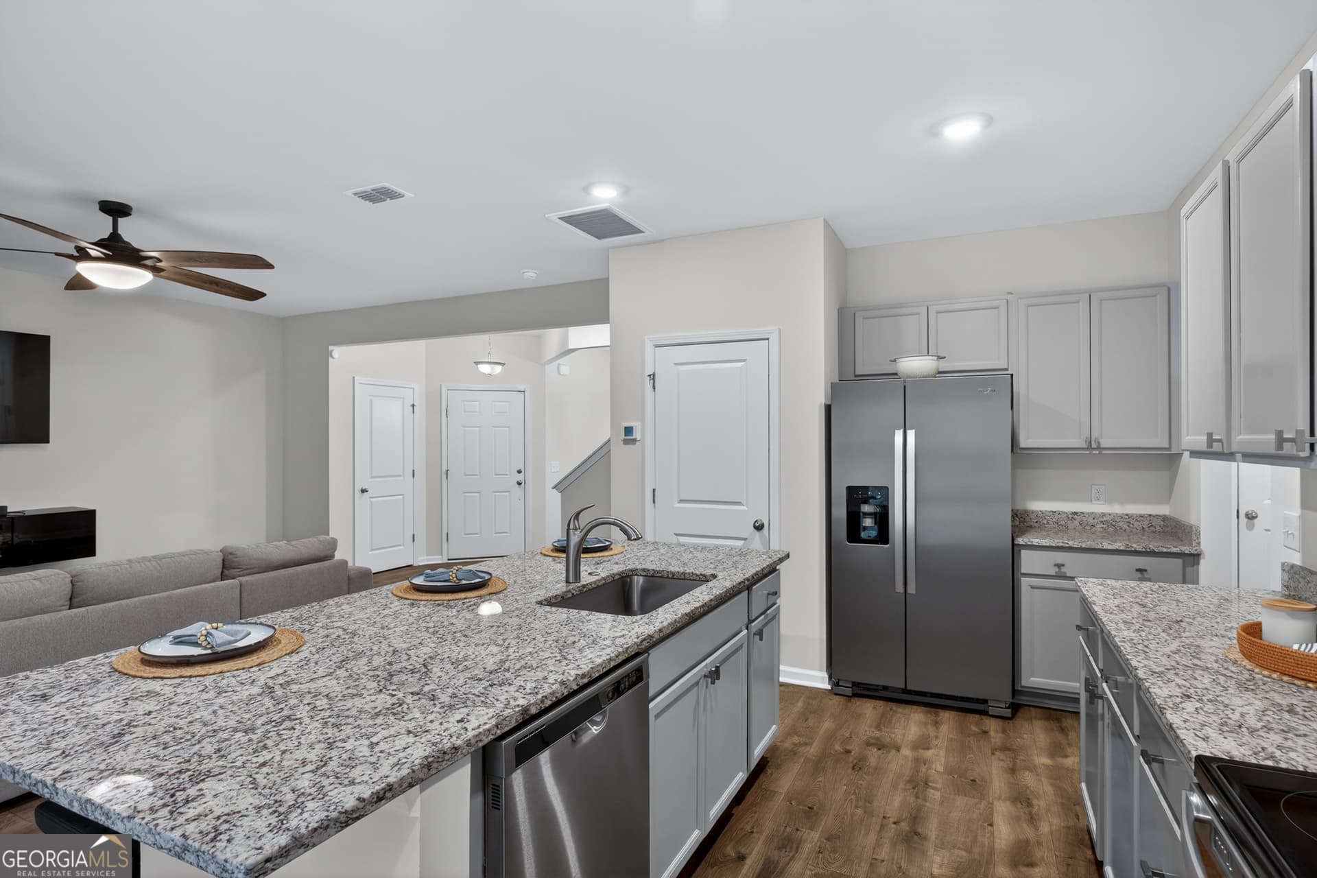 3 bedroom, 2.5 bathroom, 2,092 sq ft single family residence under contract at 312 Serengeti Boulevard, Pooler, GA 31322 — photo 10
