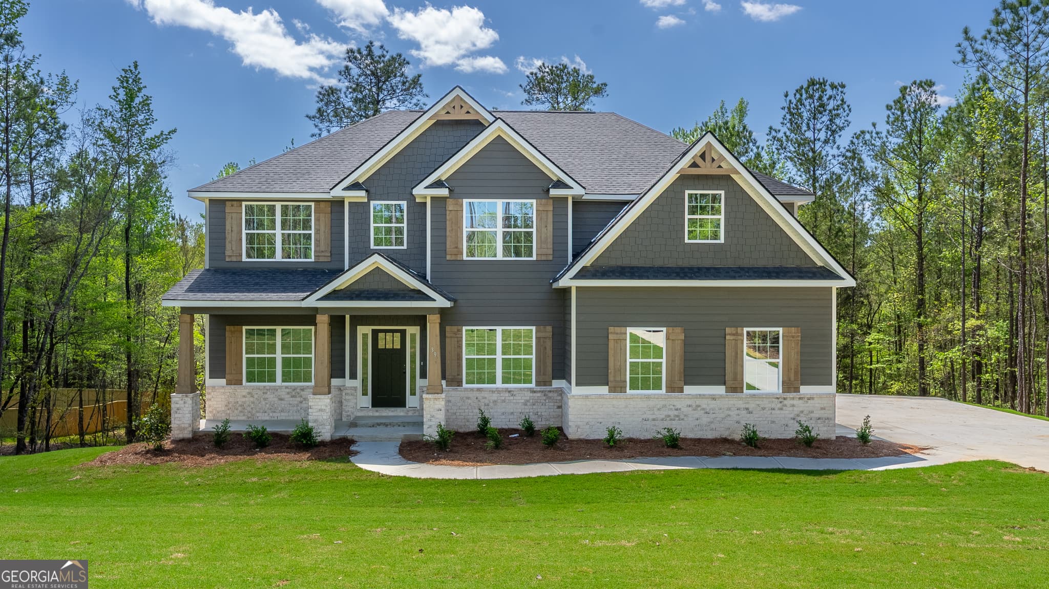 5 bedroom, 3 bathroom, 3,151 sq ft single family residence sold at 39 Ironwood Court 89, Midland, GA 31820