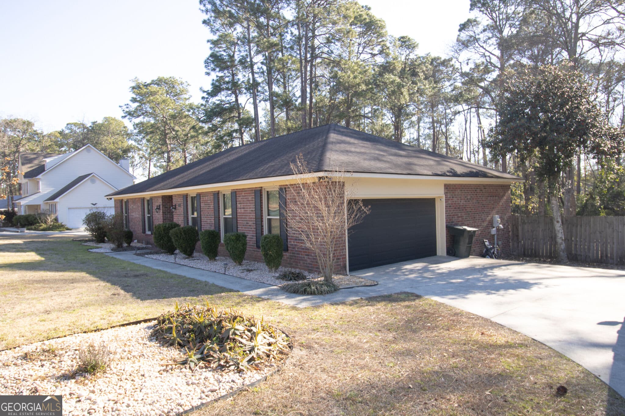 3 bedroom, 2 bathroom, 1,938 sq ft single family residence for sale at 410 Cardinal Drive, Statesboro, GA 30461 — photo 2