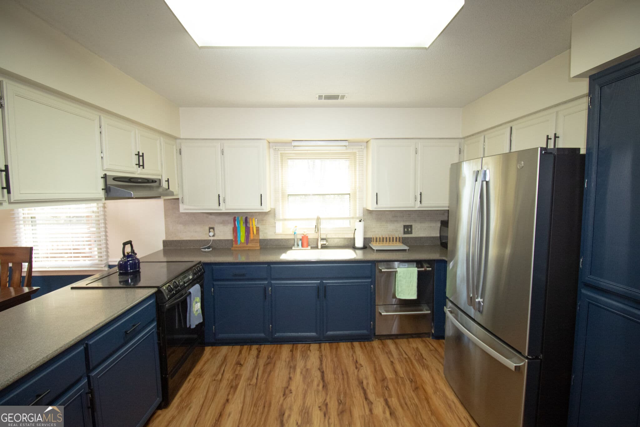 3 bedroom, 2 bathroom, 1,938 sq ft single family residence for sale at 410 Cardinal Drive, Statesboro, GA 30461 — photo 10