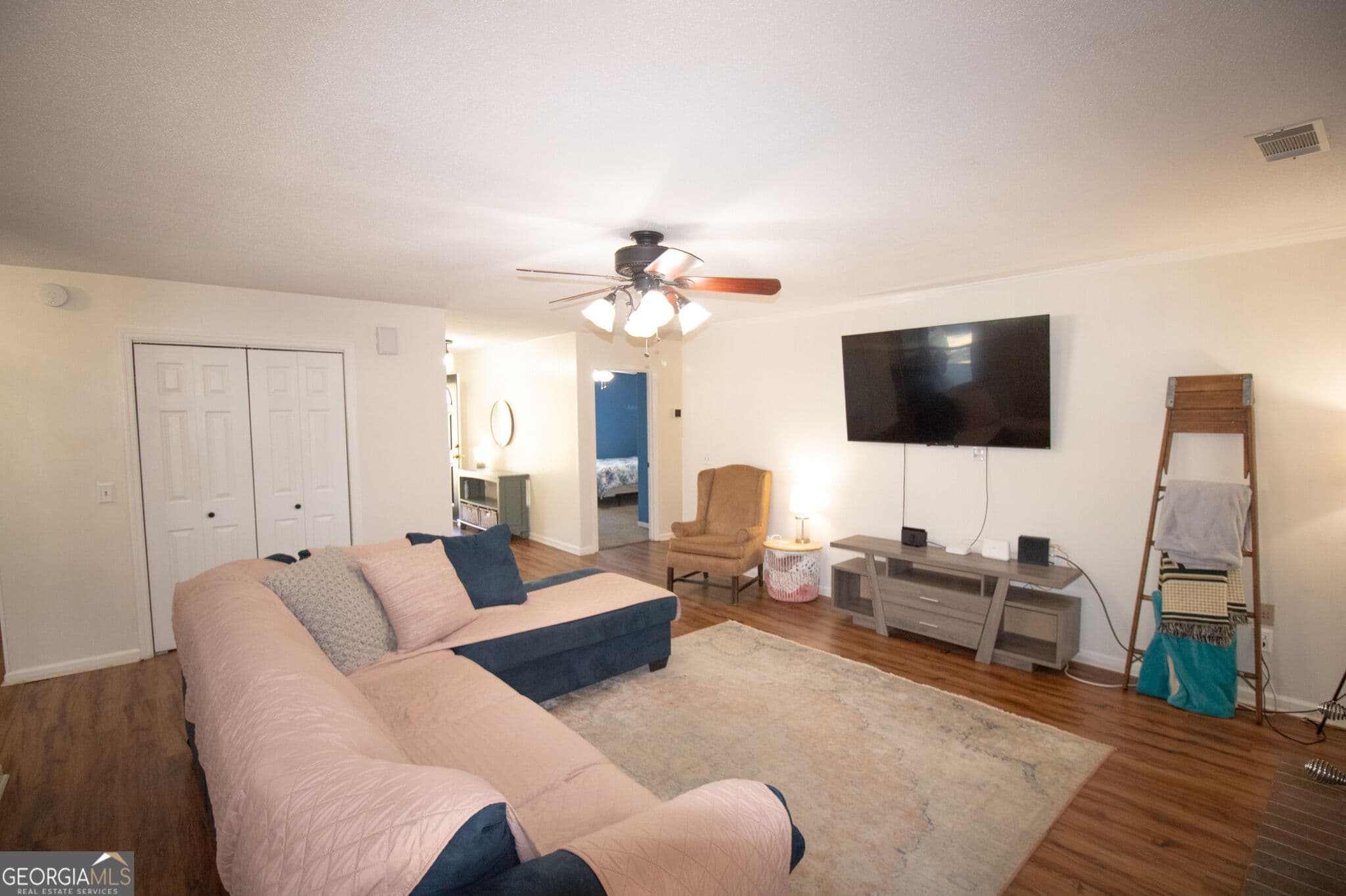 3 bedroom, 2 bathroom, 1,938 sq ft single family residence for sale at 410 Cardinal Drive, Statesboro, GA 30461 — photo 4
