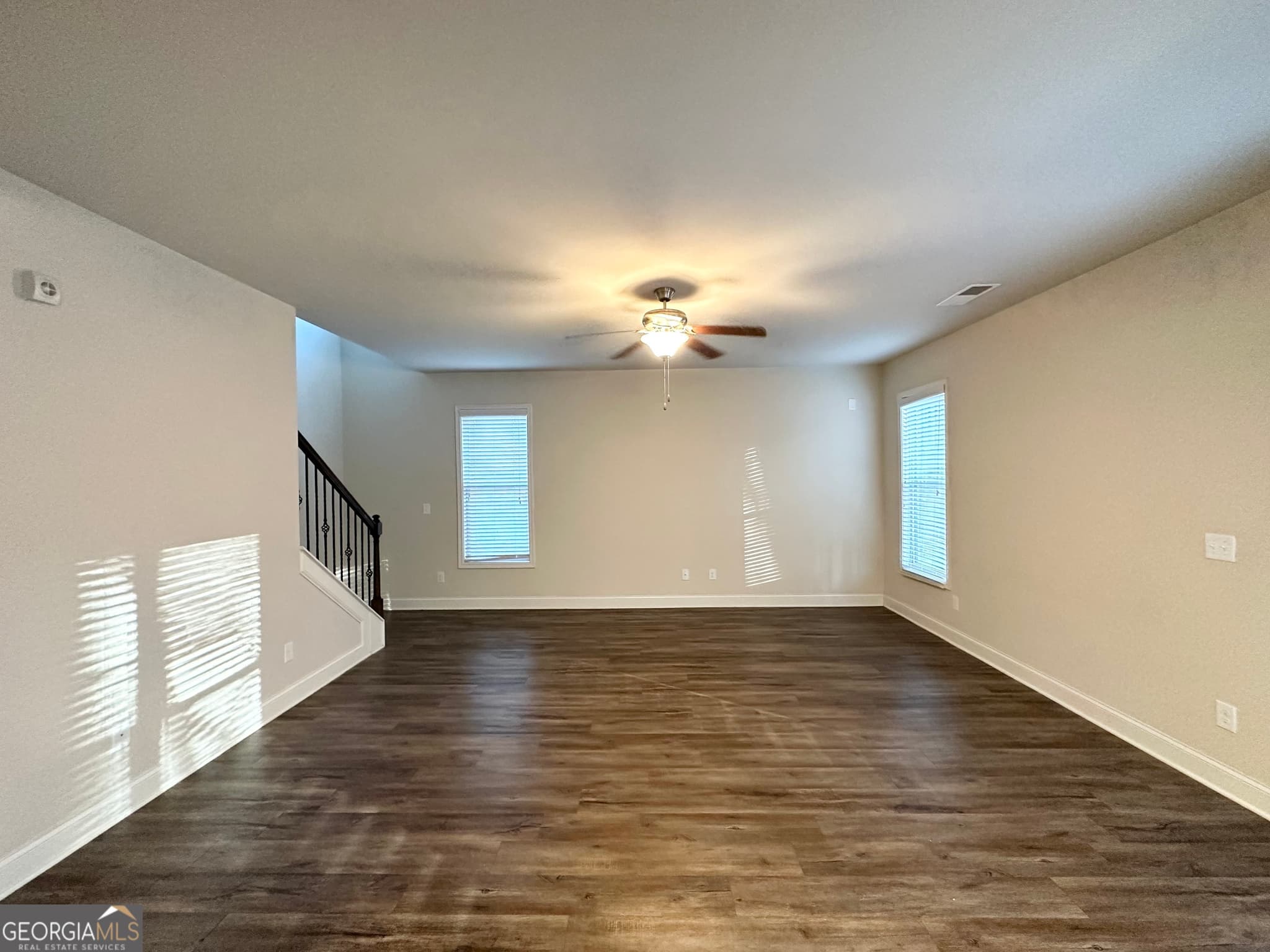 4 bedroom, 2.5 bathroom, 2,301 sq ft single family residence for sale at 354 Dublin Way, Dallas, GA 30132 — photo 6