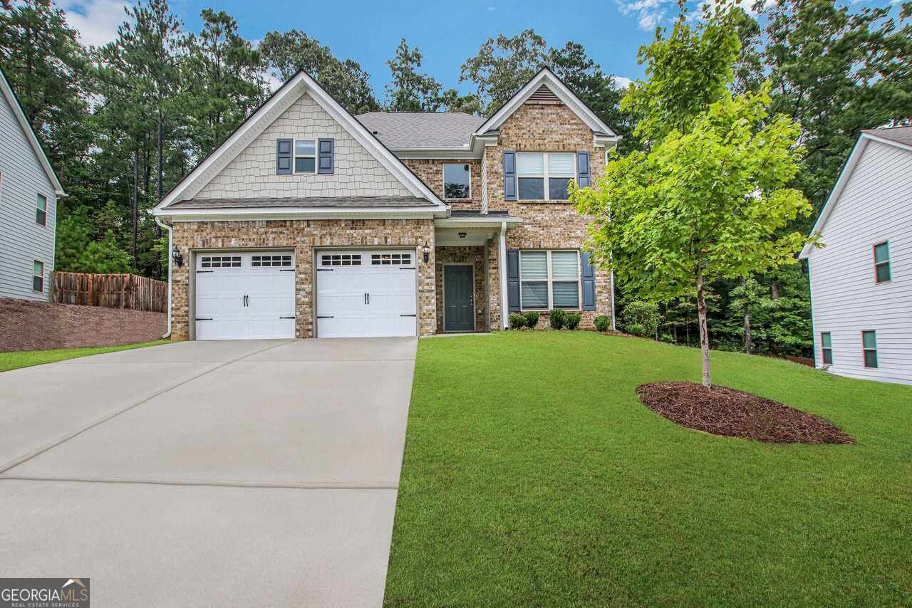 4 bedroom, 2.5 bathroom, 2,301 sq ft single family residence for sale at 354 Dublin Way, Dallas, GA 30132 — photo 1 of 23