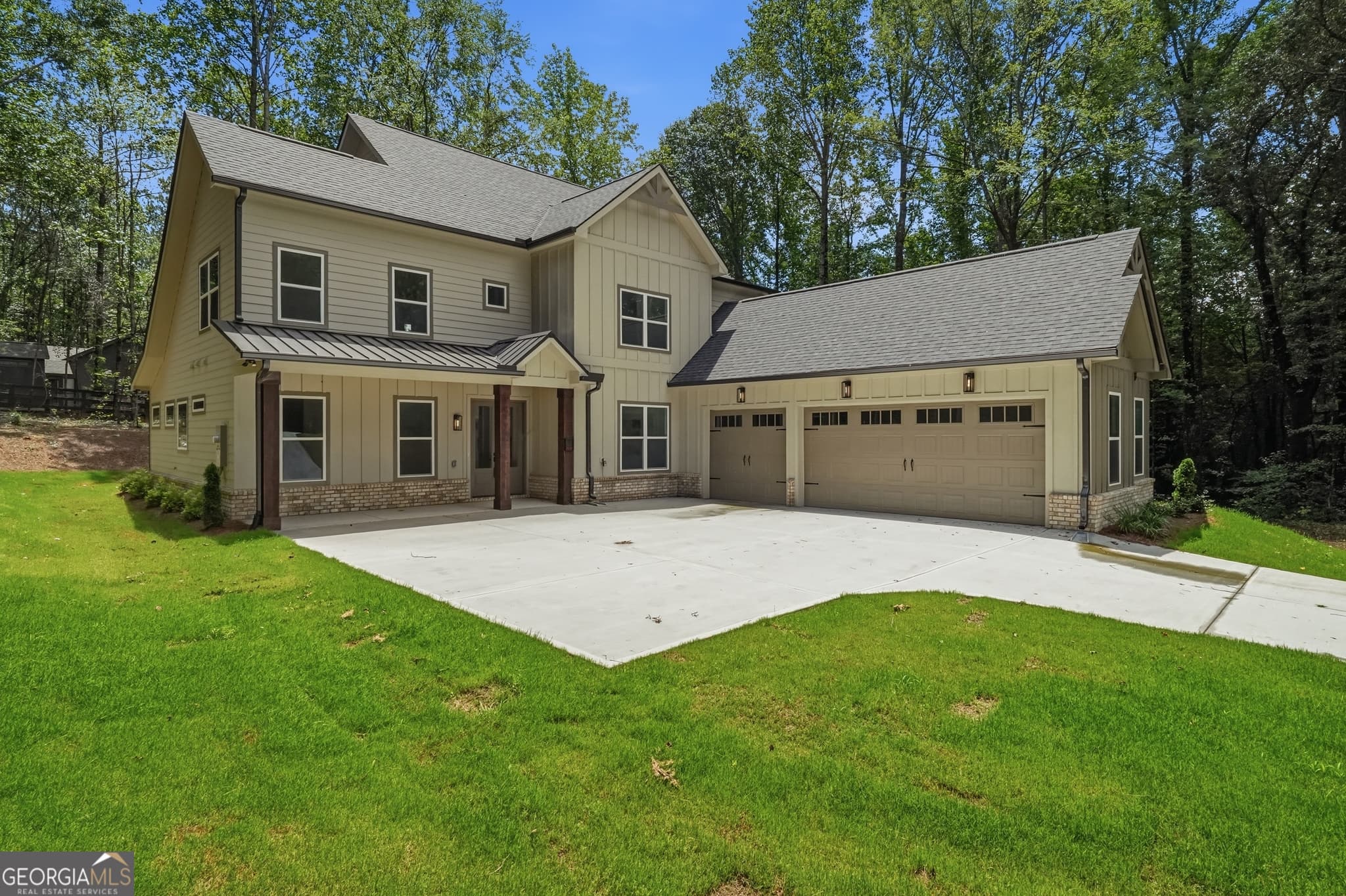 4 bedroom, 3.5 bathroom, 3,081 sq ft single family residence for sale at 58 Trilium Trail, Pendergrass, GA 30567 — photo 1 of 80