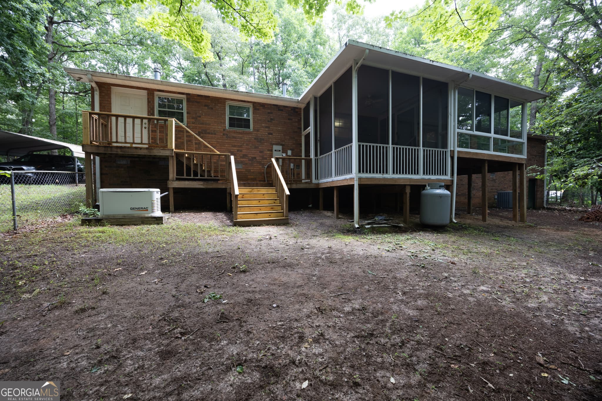 3 bedroom, 2 bathroom, 2,400 sq ft single family residence for sale at 240 Bent Oak Drive, Cornelia, GA 30531 — photo 6