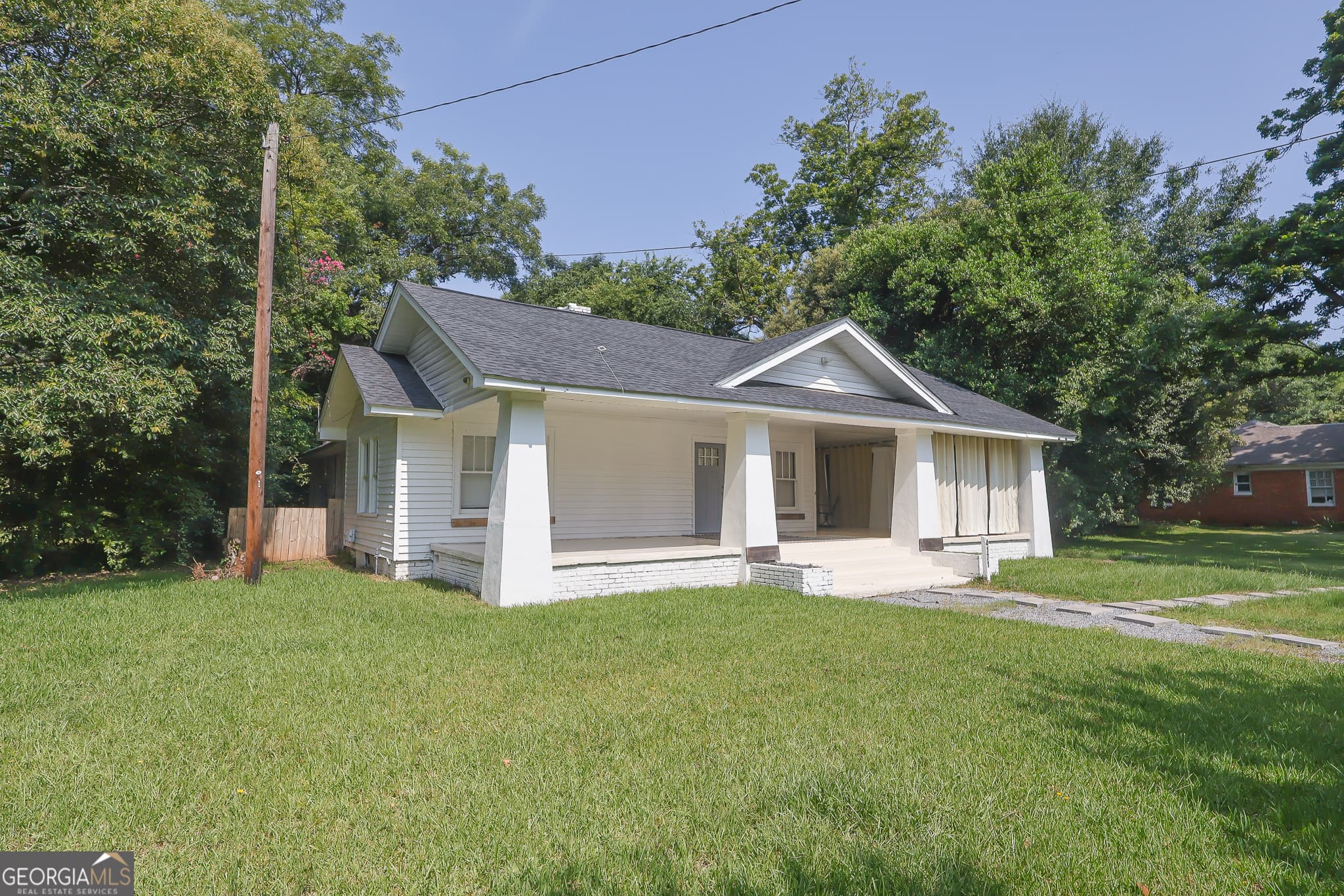 3 bedroom, 2 bathroom, 1,576 sq ft single family residence for sale at 4171 Mikado Avenue, Macon, GA 31206 — photo 3