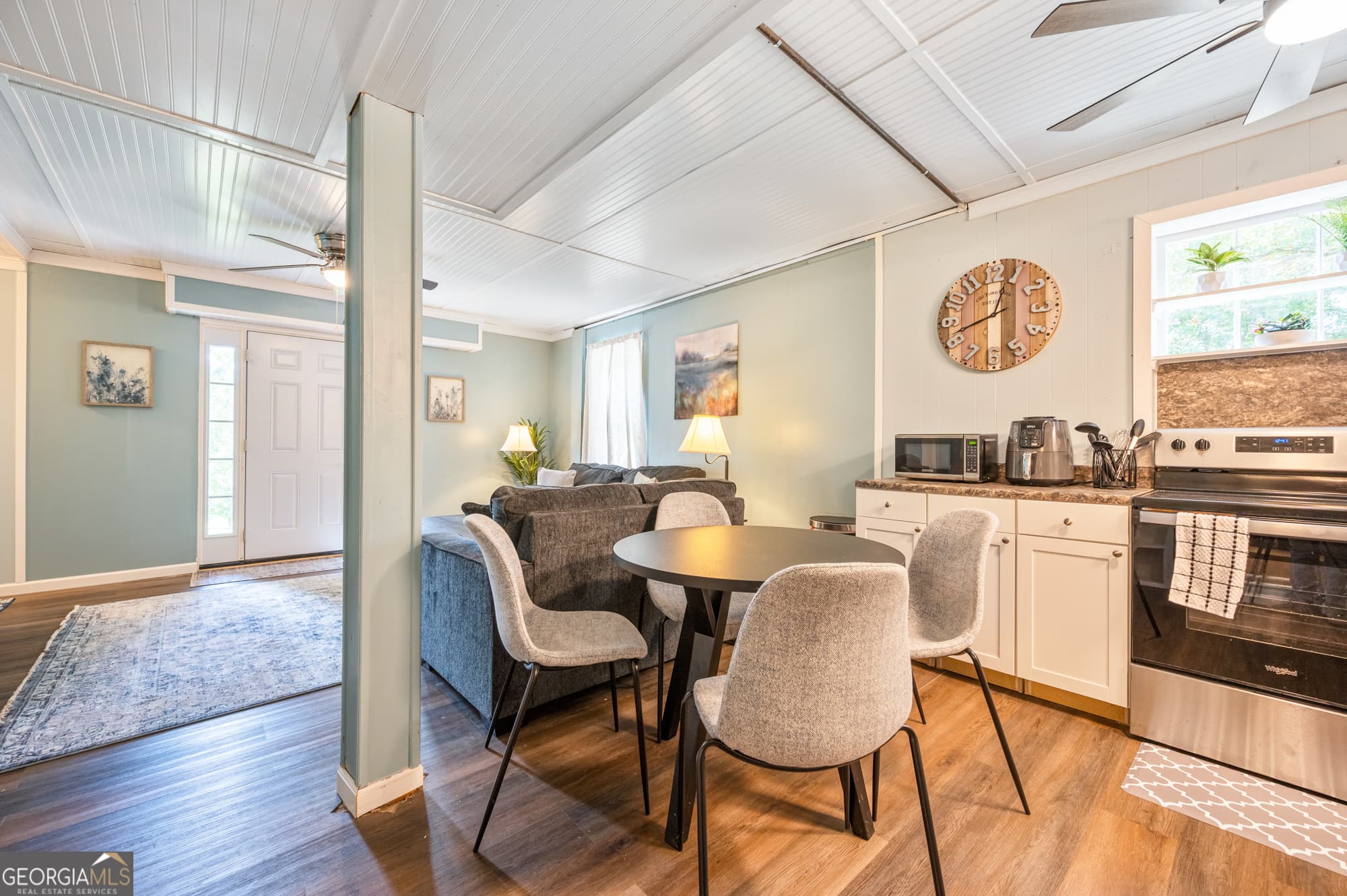 2 bedroom, 2 bathroom single family residence for rent at 4297 Earney Road 2, Woodstock, GA 30188 for $3,501 a month — photo 3