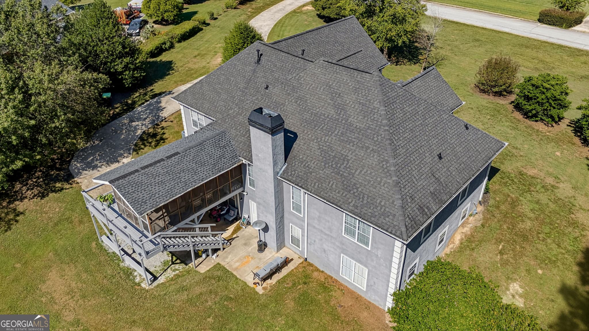 6 bedroom, 3 bathroom, 6,150 sq ft single family residence for sale at 12136 Edgewater Drive, Hampton, GA 30228 — photo 9