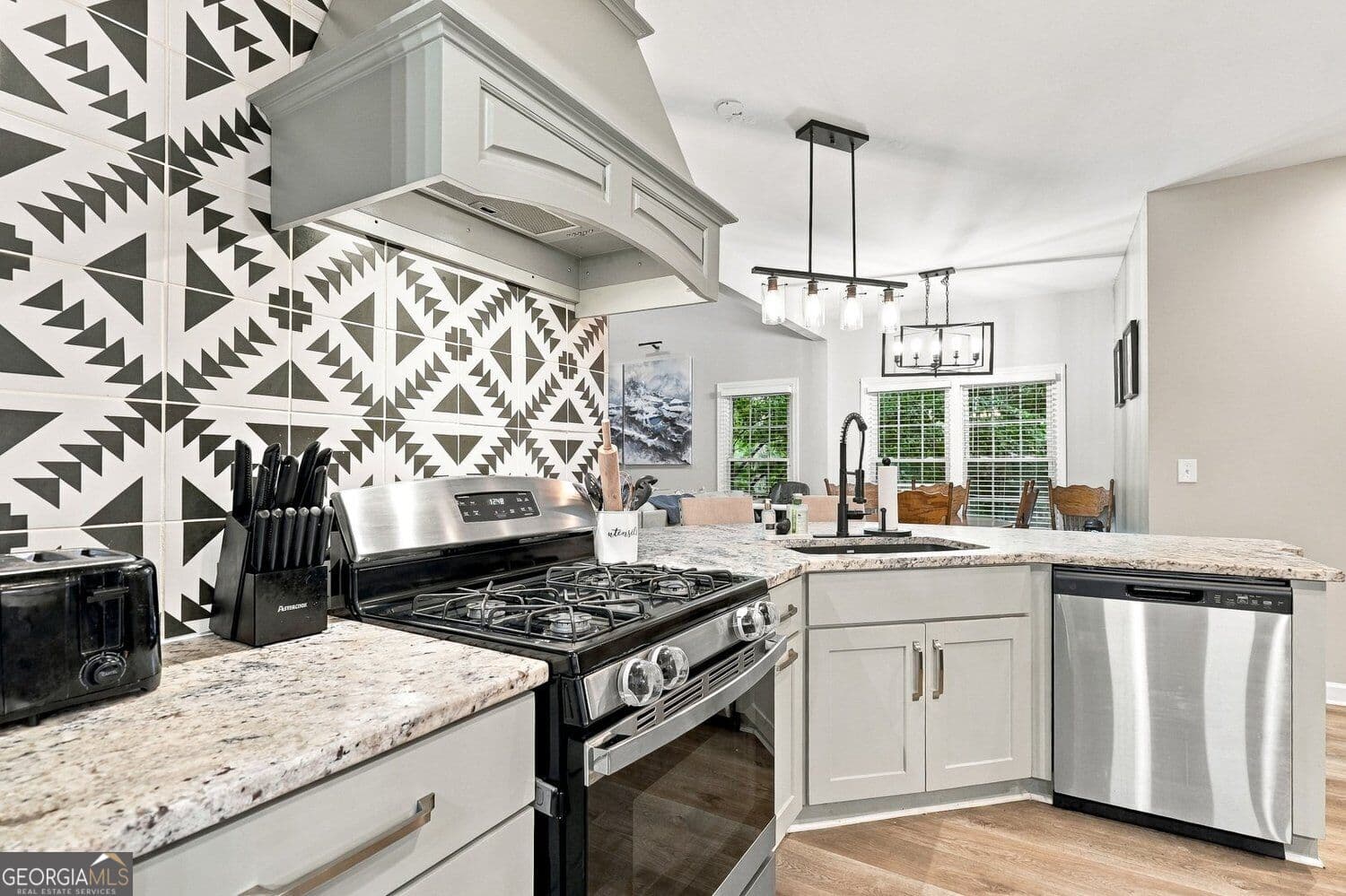 4 bedroom, 2.5 bathroom, 2,345 sq ft single family residence for sale at 9625 Poplar Court, Douglasville, GA 30135 — photo 7