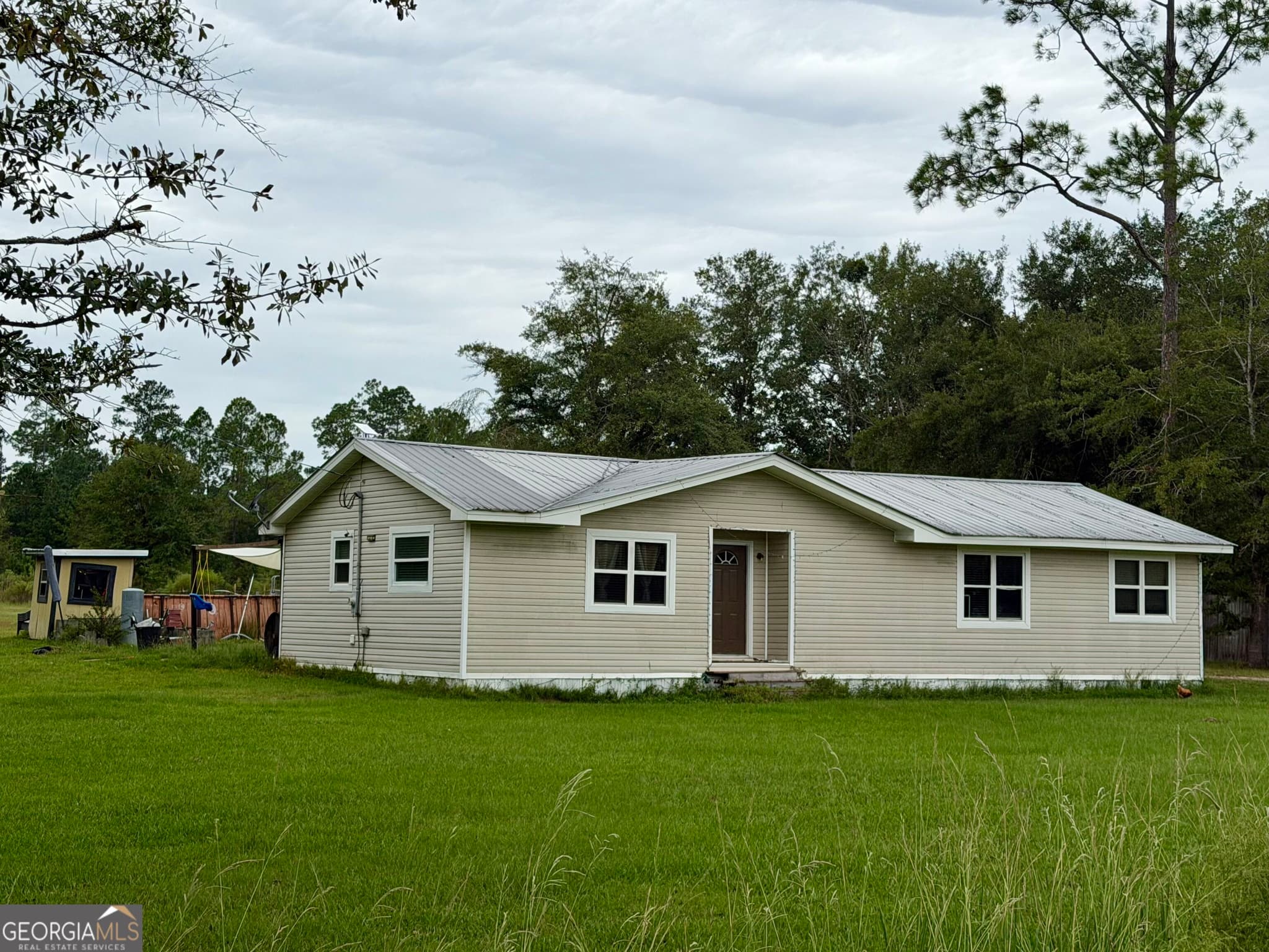 5 bedroom, 2 bathroom, 1,794 sq ft single family residence for sale at 566 Old Scotland Towns Road, Scotland, GA 31083 — photo 2
