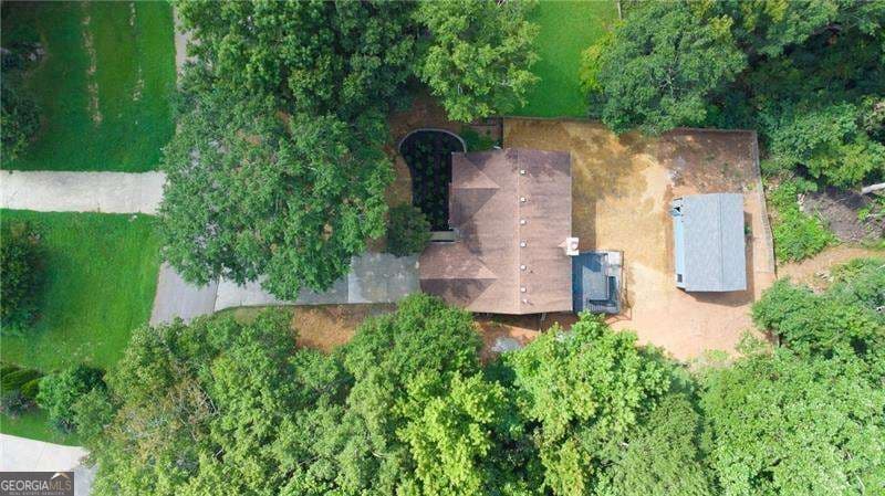 3 bedroom, 2 bathroom single family residence for rent at 4267 Rivuere Point, Gainesville, GA 30507 for $2,990 a month — photo 5