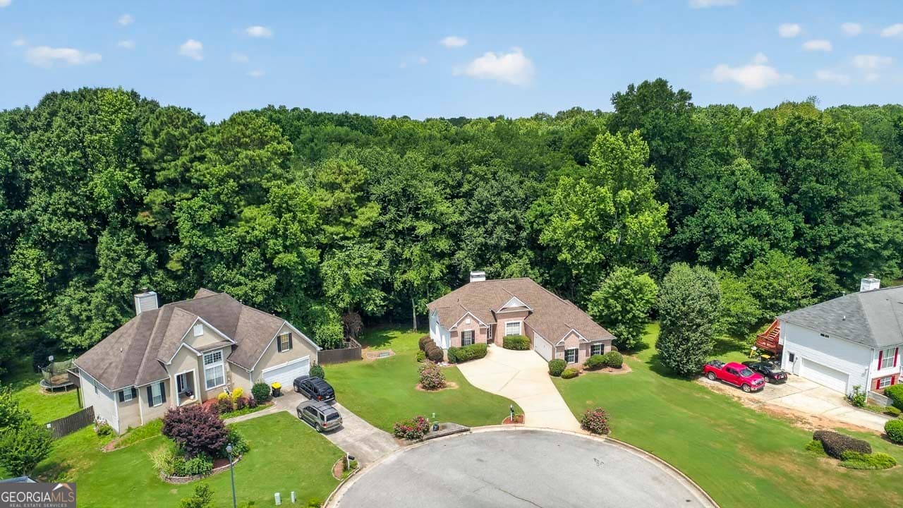 4 bedroom, 3 bathroom, 2,888 sq ft single family residence for sale at 3 Kingsbrook Cove, Newnan, GA 30265 — photo 6
