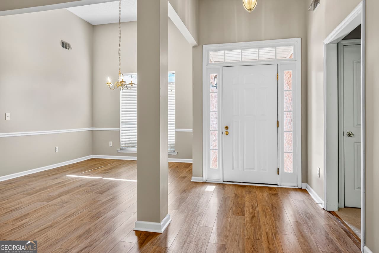 4 bedroom, 3 bathroom, 2,888 sq ft single family residence for sale at 3 Kingsbrook Cove, Newnan, GA 30265 — photo 7