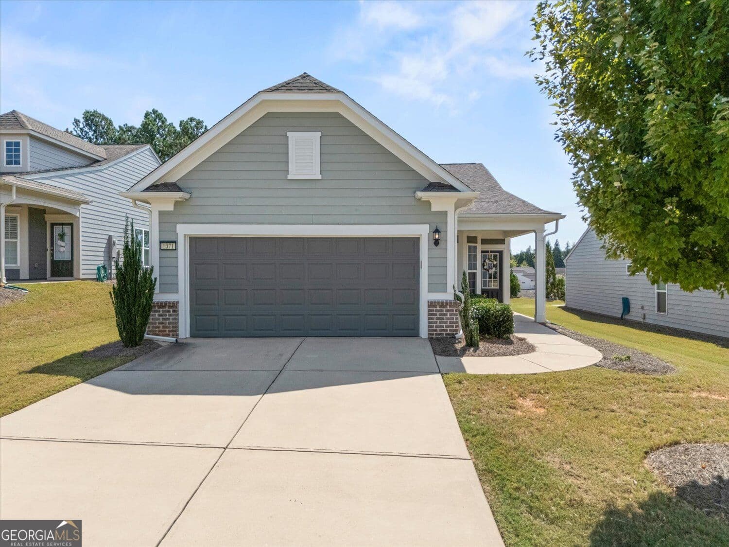 2 bedroom, 2 bathroom, 1,596 sq ft single family residence for sale at 1071 Southern Pine Road, Greensboro, GA 30642 — photo 1 of 33
