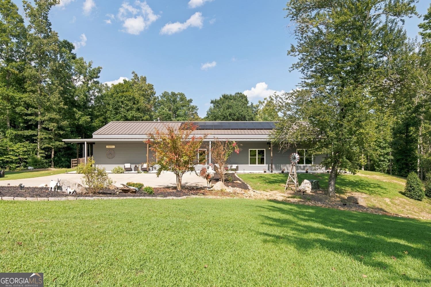 4 bedroom, 3 bathroom, 3,600 sq ft single family residence for sale at 1411 Williams Road, Dallas, GA 30132 — photo 3