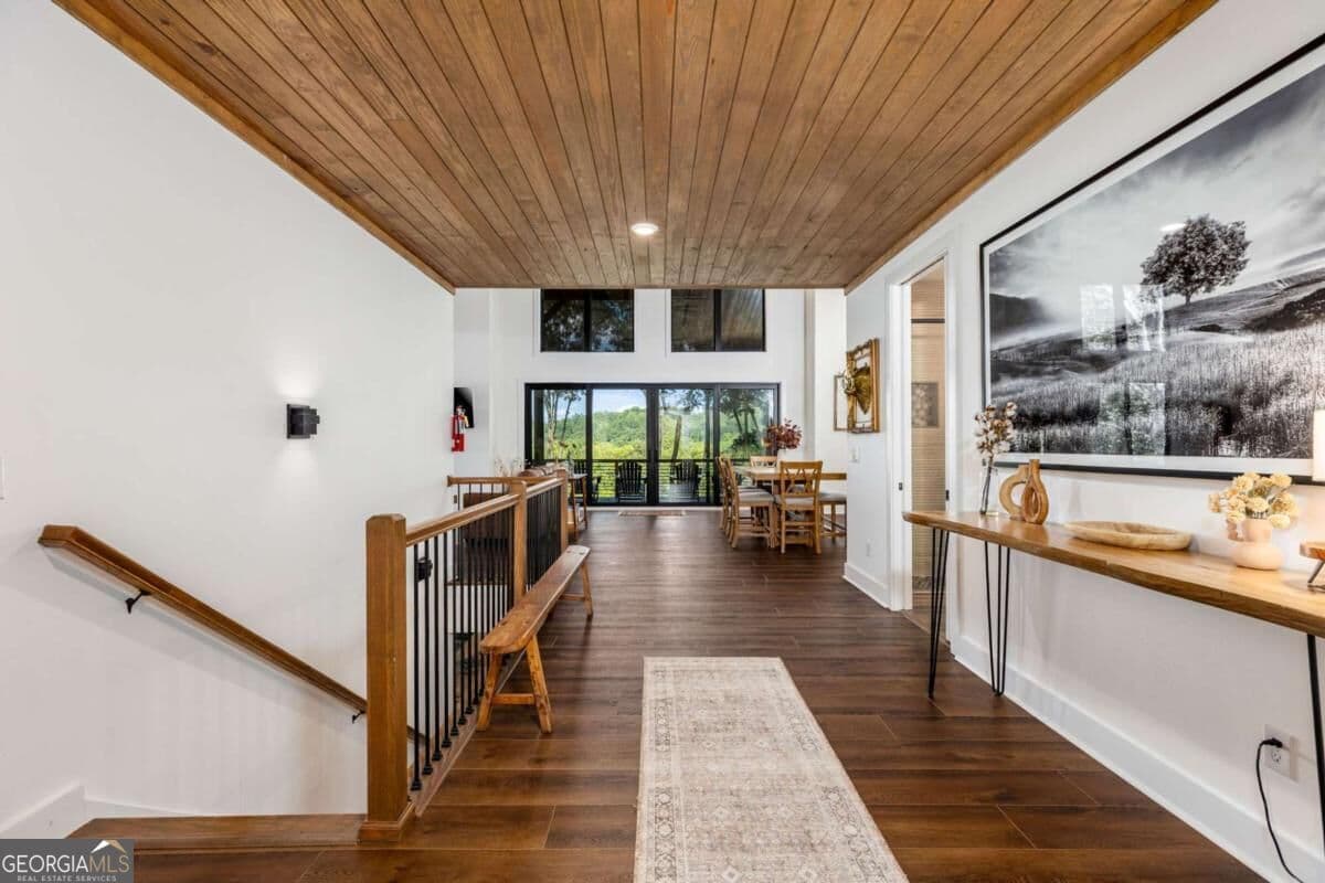 4 bedroom, 3 bathroom, 3,755 sq ft cabin,single family residence for sale at 135 Hannah Way 3, Ellijay, GA 30540 — photo 3