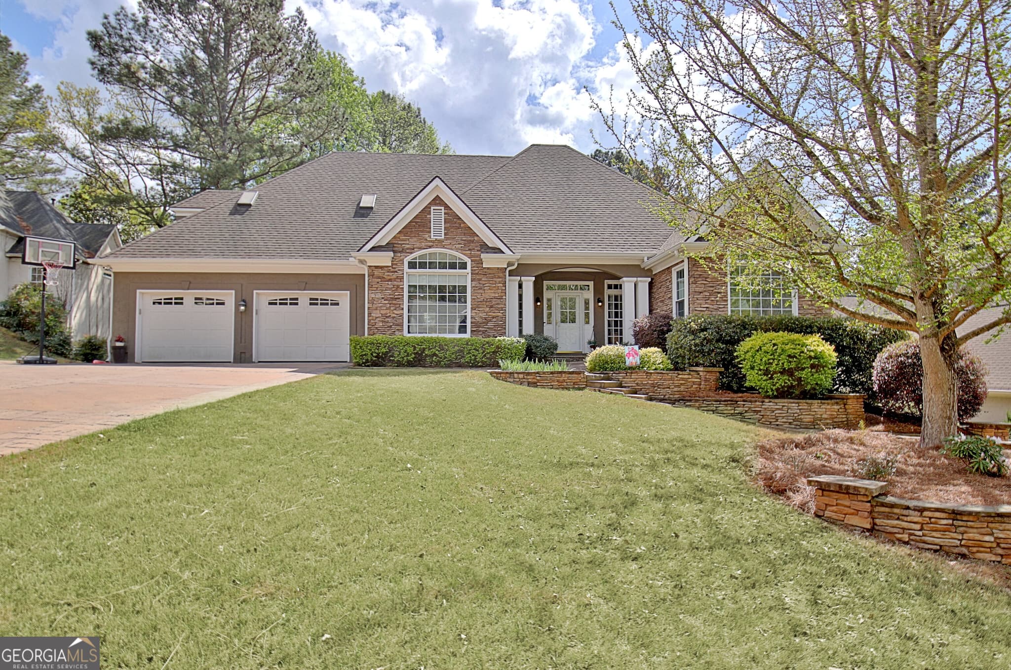 5 bedroom, 4.5 bathroom, 4,448 sq ft single family residence for sale at 807 Teal Vista, Peachtree City, GA 30269