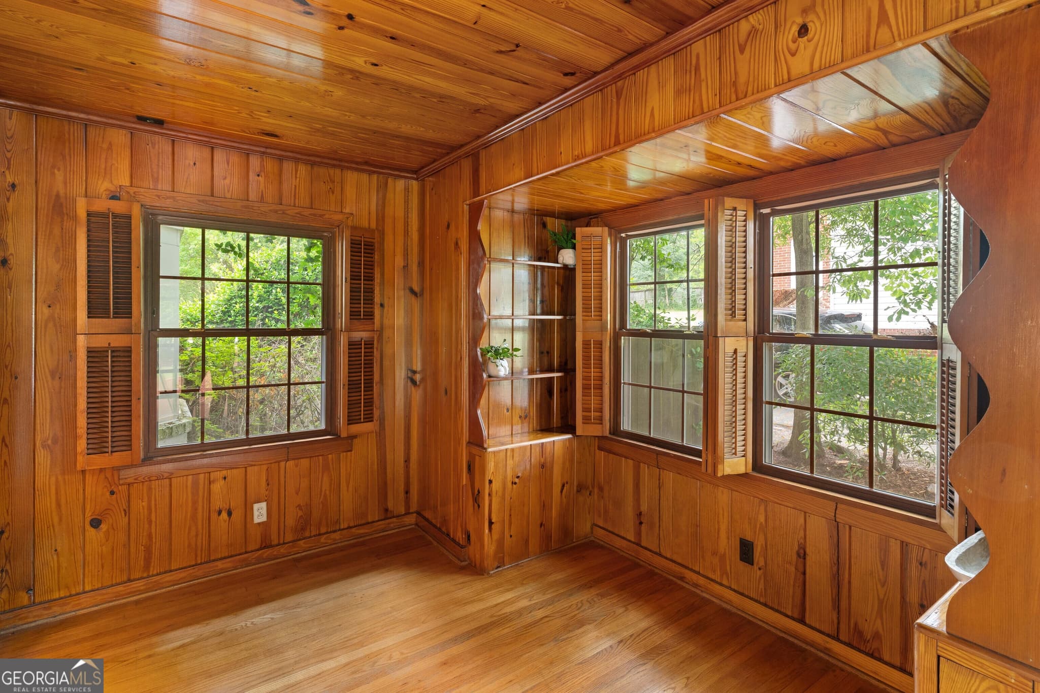3 bedroom, 3 bathroom, 2,300 sq ft single family residence for sale at 2735 Henry Street, Augusta, GA 30909 — photo 6