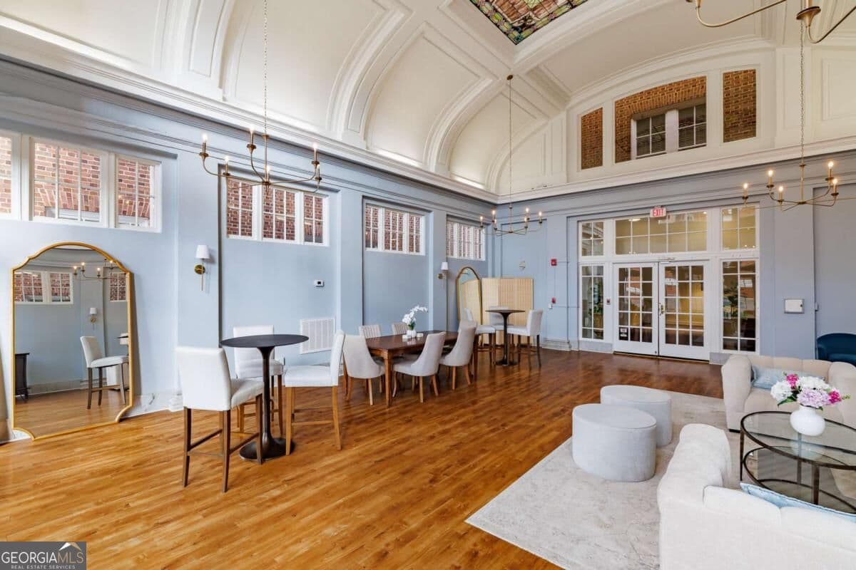 2 bedroom, 2 bathroom, 1,031 sq ft condominium for sale at 247 Washington Street 309, Athens, GA 30601 — photo 10